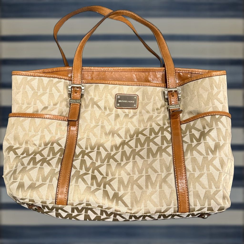 Vintage MICHAEL Michael Kors Gold Tan Large Signature Tote for Women Size ONE SIZE - 1 Thumbnail