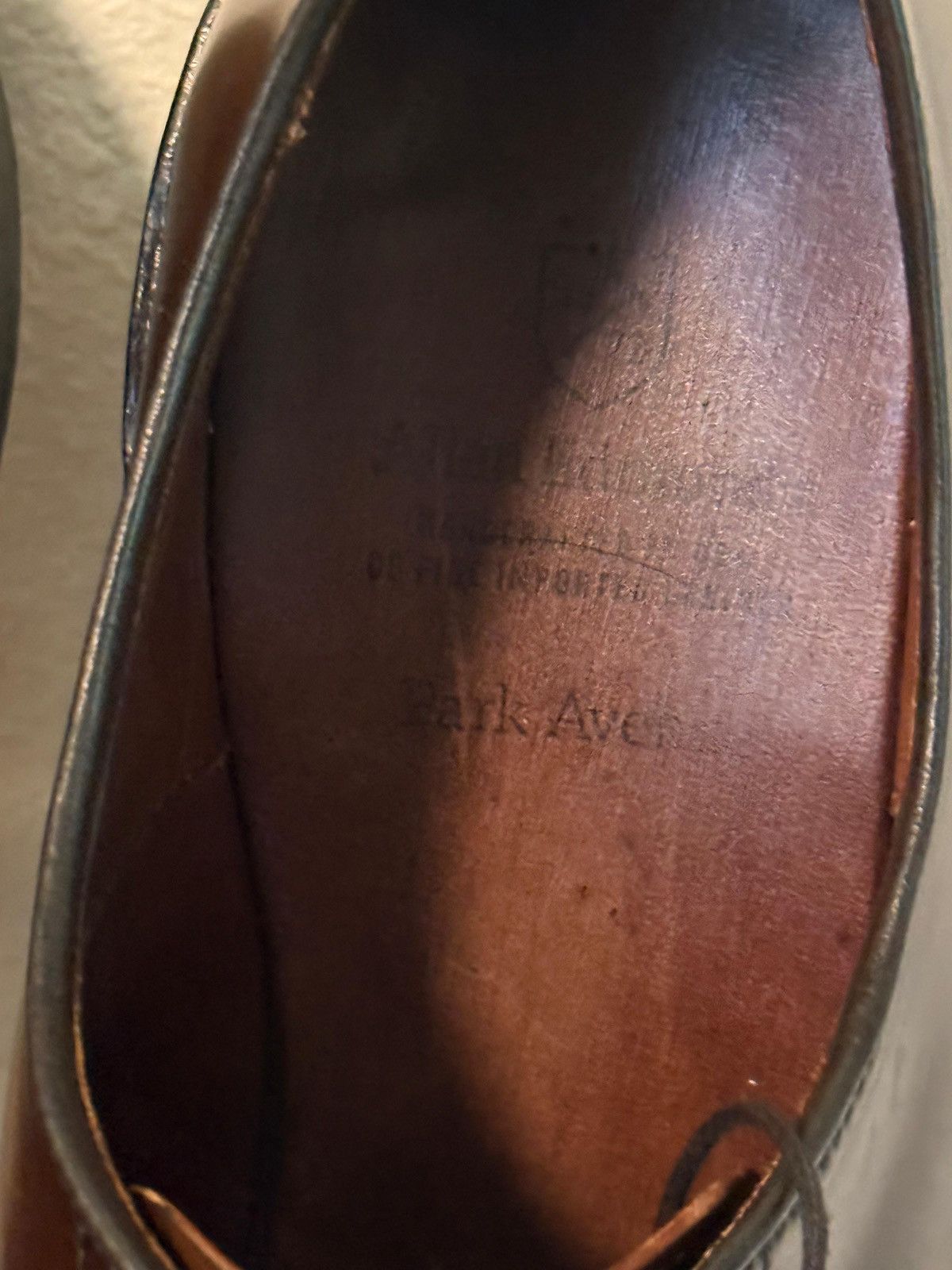 Allen Edmonds Shell Cordovan Allen Edmonds Park Avenues Size US 9 / EU 42 - 7 Thumbnail