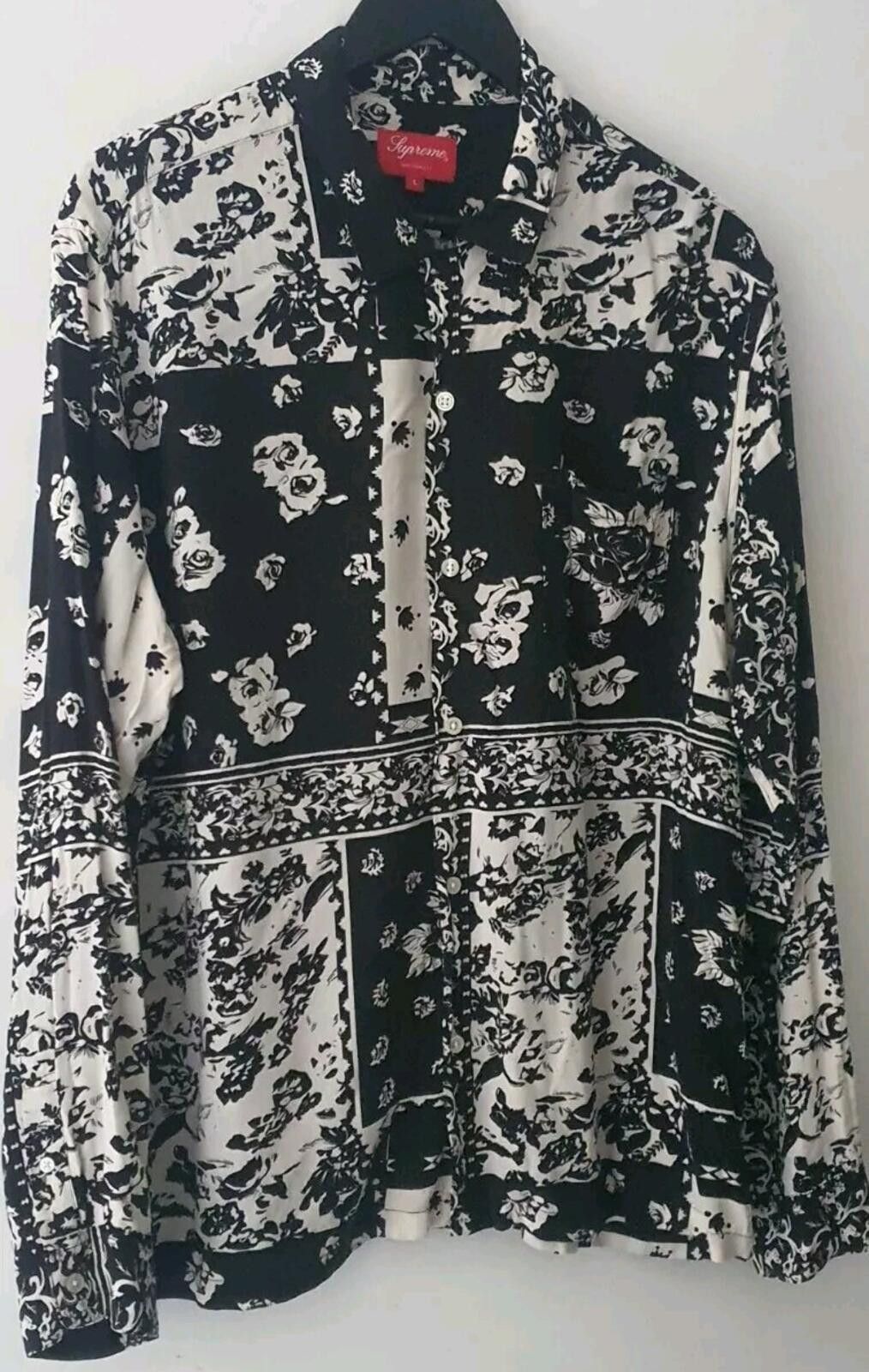 Jean Paul Gaultier × Supreme Supreme x JPG Floral Rayon Button