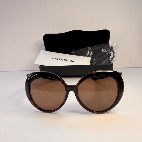Balenciaga New Authentic Balenciaga Black/Brown BB0024S Oversized Sungl Size ONE SIZE - 8 Thumbnail
