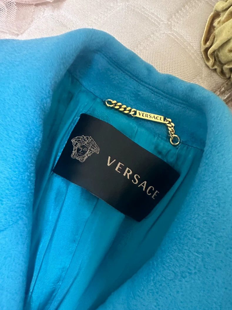 Versace Versace Medusa gold buckle coat coat Size M / US 6-8 / IT 42-44 - 4 Thumbnail