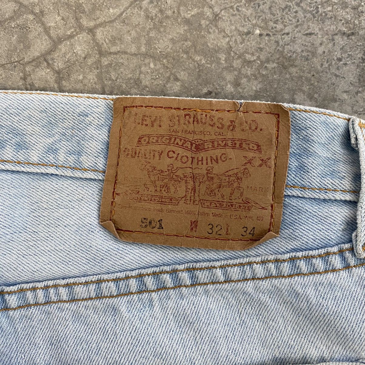 Levi's Vintage 90’s Levis 501 Light Blue Jeans Size US 31 - 21 Thumbnail