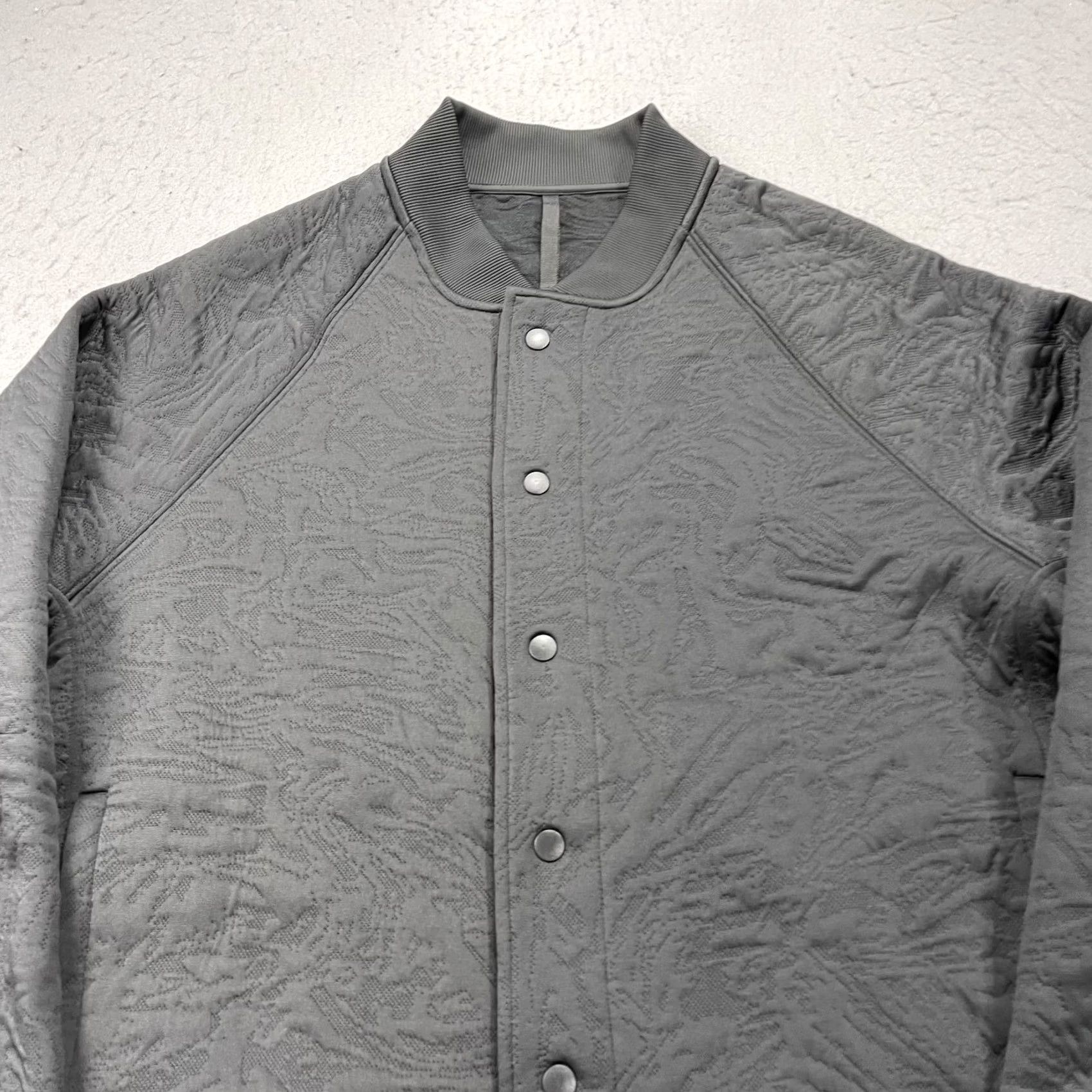Lululemon Lululemon Jacket Mens 2XL Gray Packable Bomber Snap Casual All Size US XXL / EU 58 / 5 - 2 Thumbnail