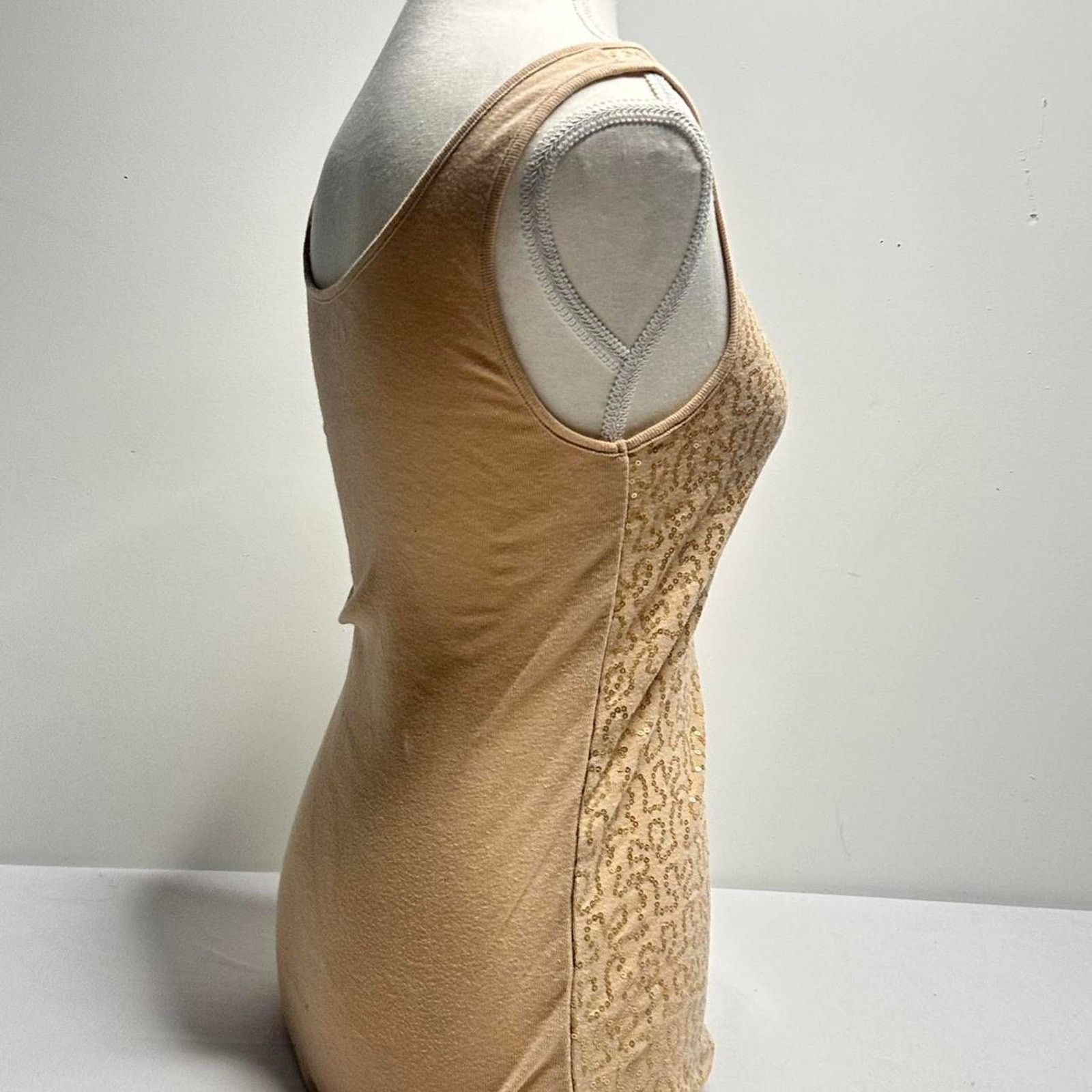 Old Navy Vintage Old Navy glitter cami in a light beige Size Small Size S / US 4 / IT 40 - 3 Thumbnail