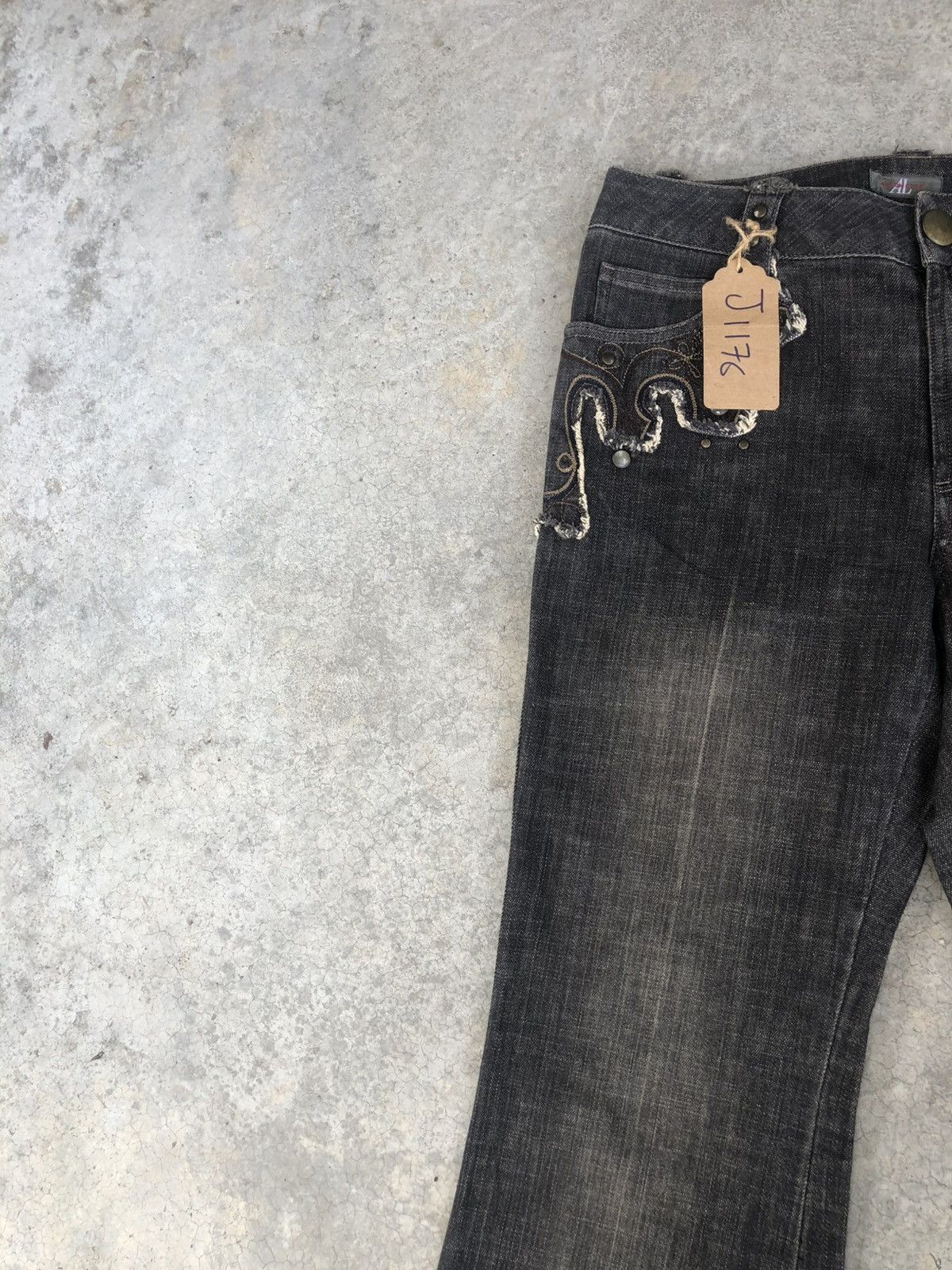 If Six Was Nine Japanese Allumette Flared Jeans Distressed Jeans Size US 28 / EU 44 - 4 Thumbnail