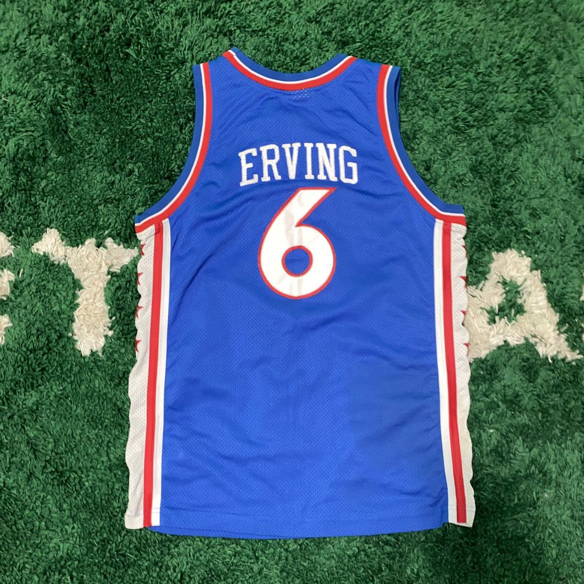 Mitchell & Ness Mitchell & Ness Julius Erving #6 Sixers 1977-78 Jersey Size US S / EU 44-46 / 1 - 2 Thumbnail