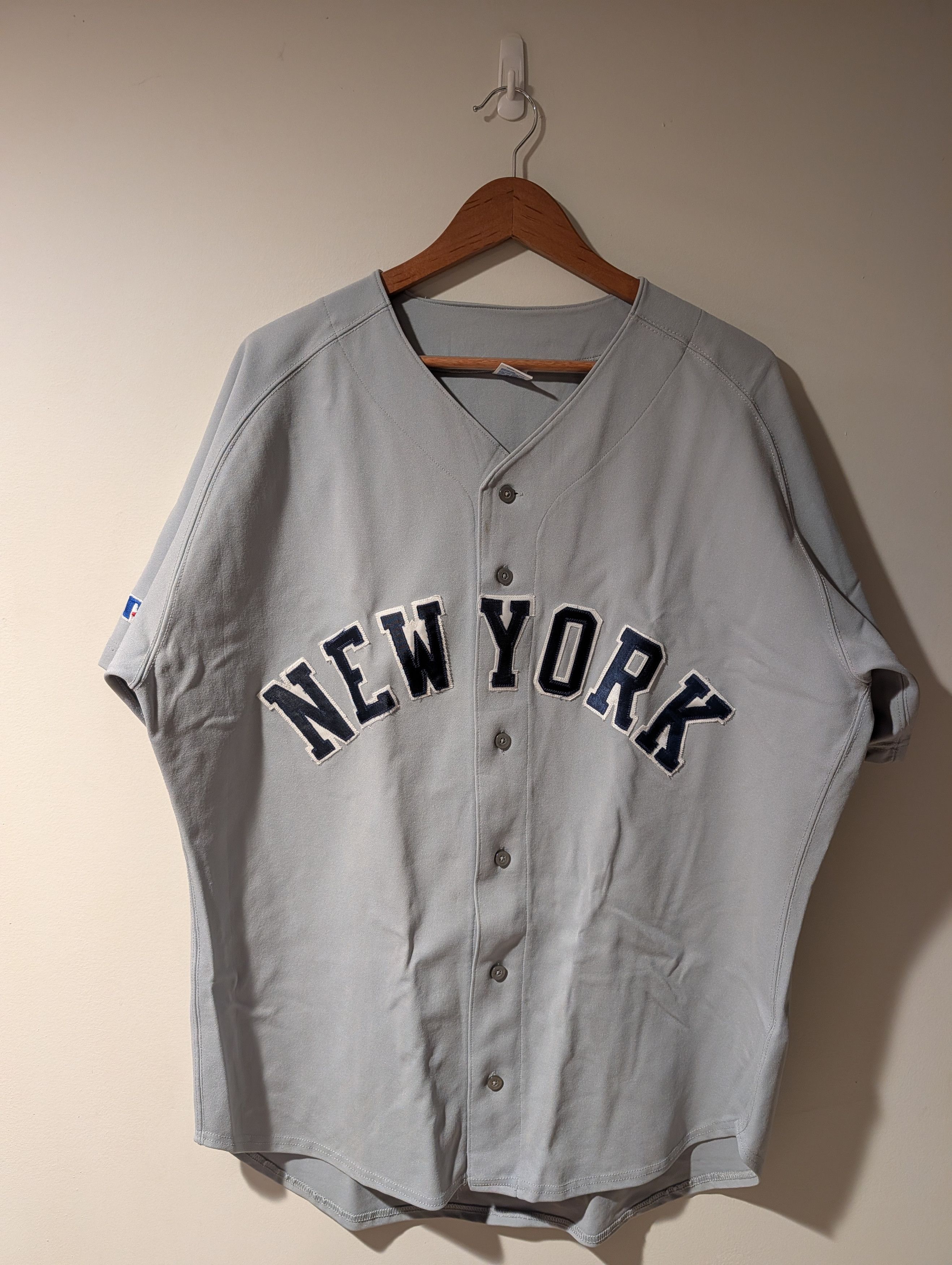 New York Yankees Vintage 90s Russell Athletic New York Yankees MLB Jersey Size US XL / EU 56 / 4 - 1 Thumbnail