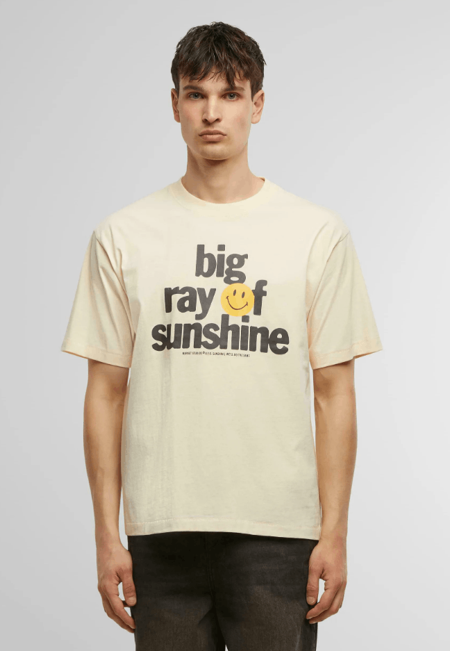 Market BNWT SS25 MARKET SMILEY SUNSHINE TSHIRT M Size US M / EU 48-50 / 2 - 1 Thumbnail