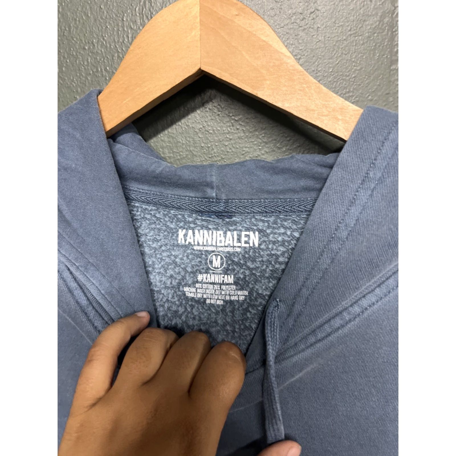 Vintage Kannibalen Blue Hoodie Medium Pullover Size US M / EU 48-50 / 2 - 2 Thumbnail
