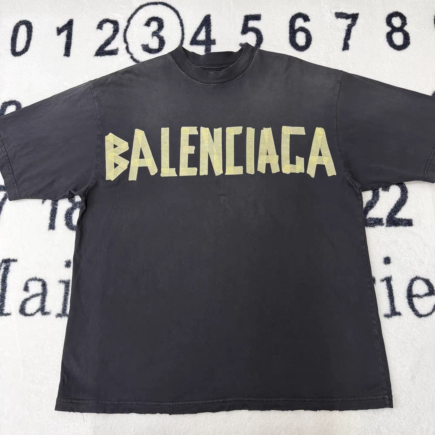 Balenciaga Black Short Sleeve Graphic T-Shirt Size US L / EU 52-54 / 3 - 1 Thumbnail