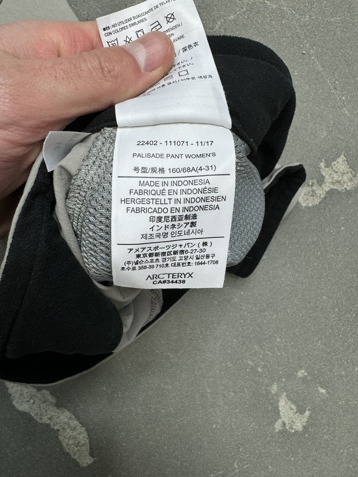 Arc'teryx Arc’tereyx nylon waterproof cargo pants Size 25" / US 0 / IT 36 - 7 Thumbnail