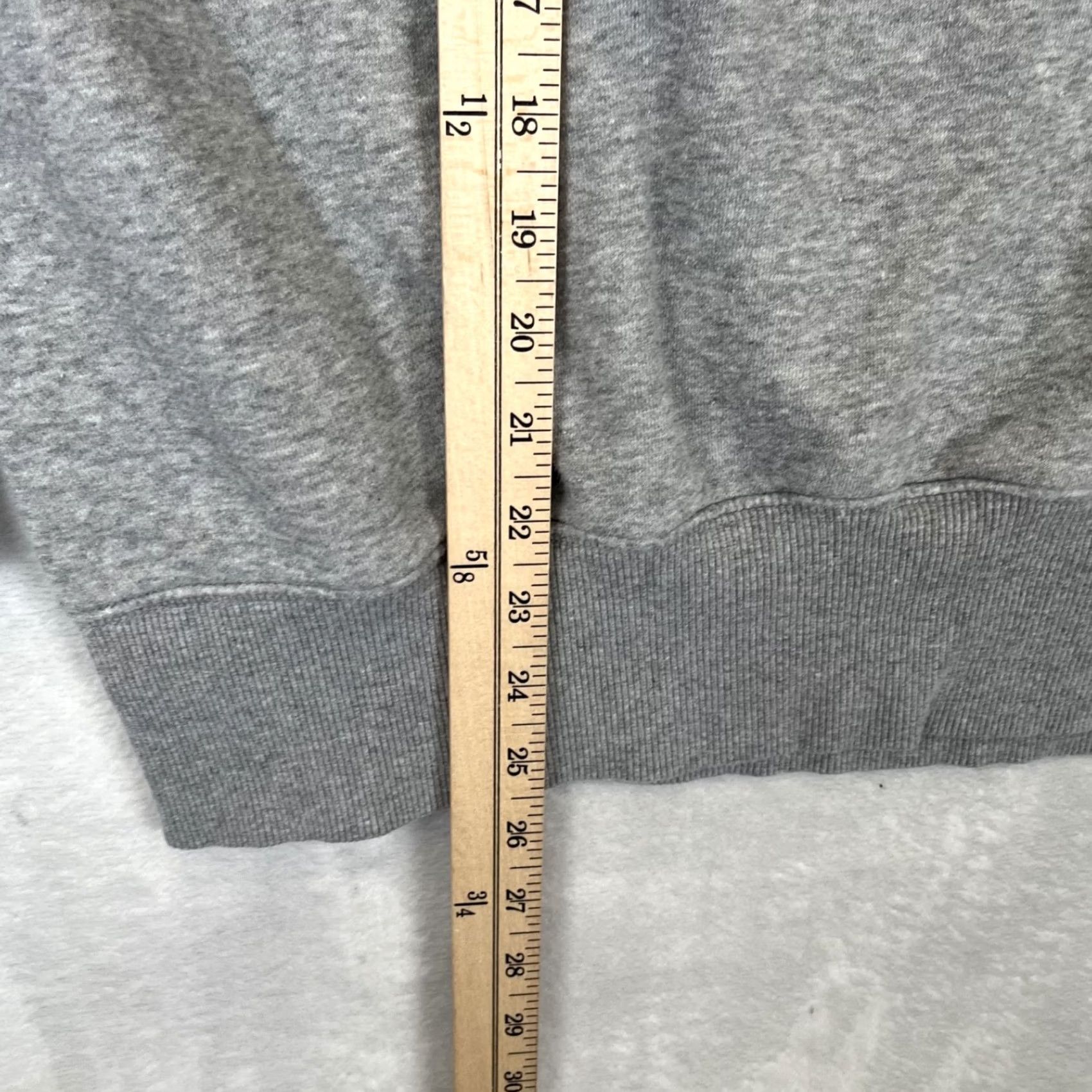 Nike Nike Sweatshirt Women's Small Gray Center Swoosh Fleece Crewneck Over Size Y2K Size S / US 4 / IT 40 - 3 Thumbnail