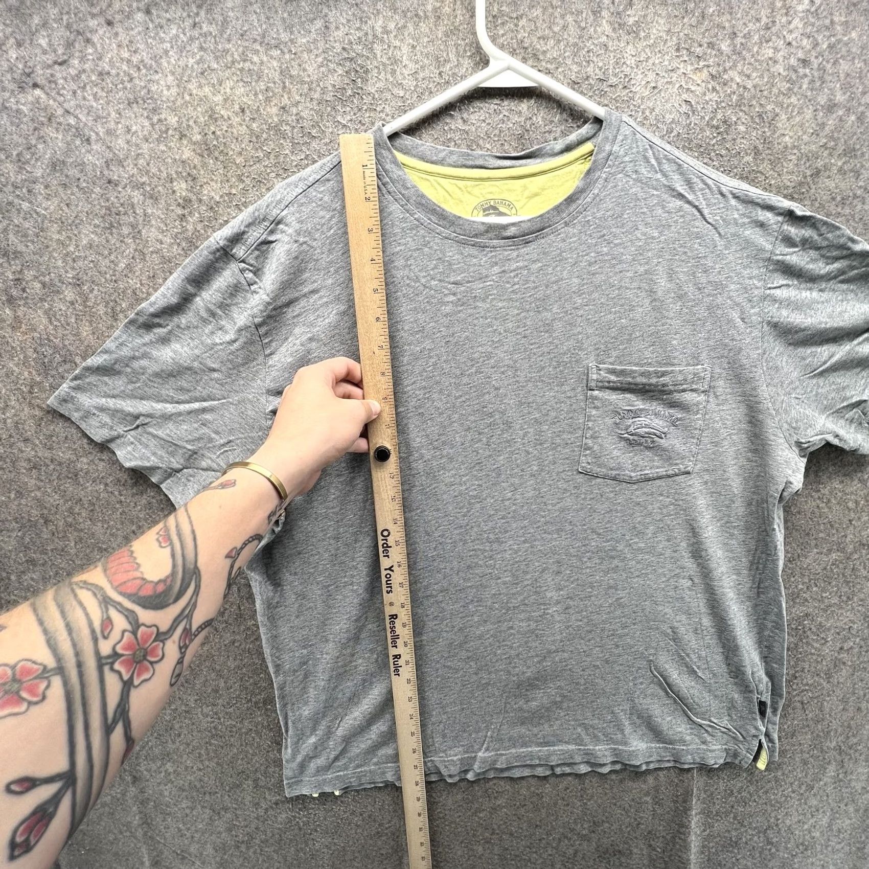 Tommy Bahama Tommy Bahama Shirt Mens L Gray Pima Cotton Pocket Tee Cerveza Pacifico Beer Logo Embroidered Crew Neck Short Sleeve Shirt Mens Large Gray Tee Size US L / EU 52-54 / 3 - 5 Thumbnail