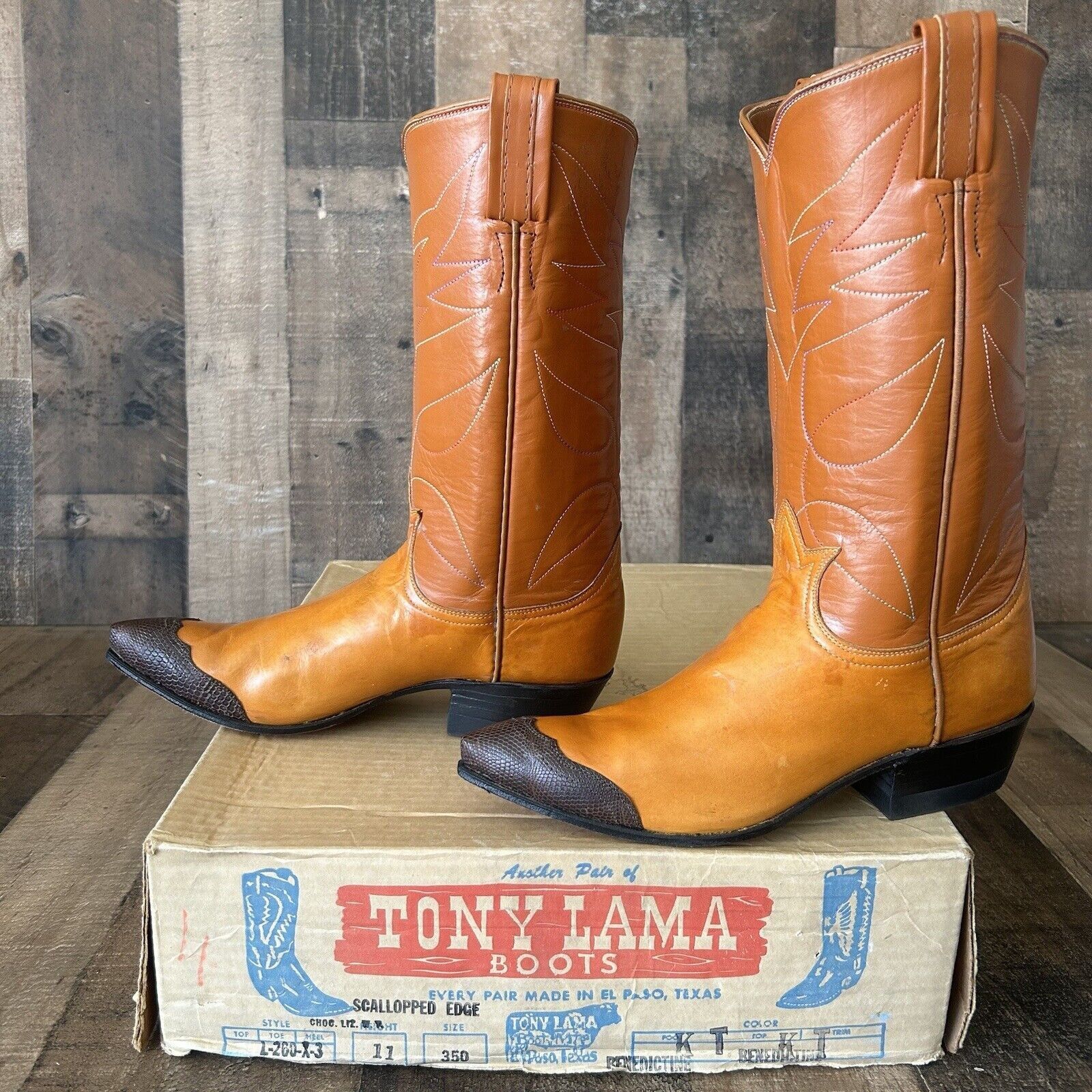 image of Tony Lama VTG Gold Label Lizard Wingtip Cowboy Boot Women 5C in Brown