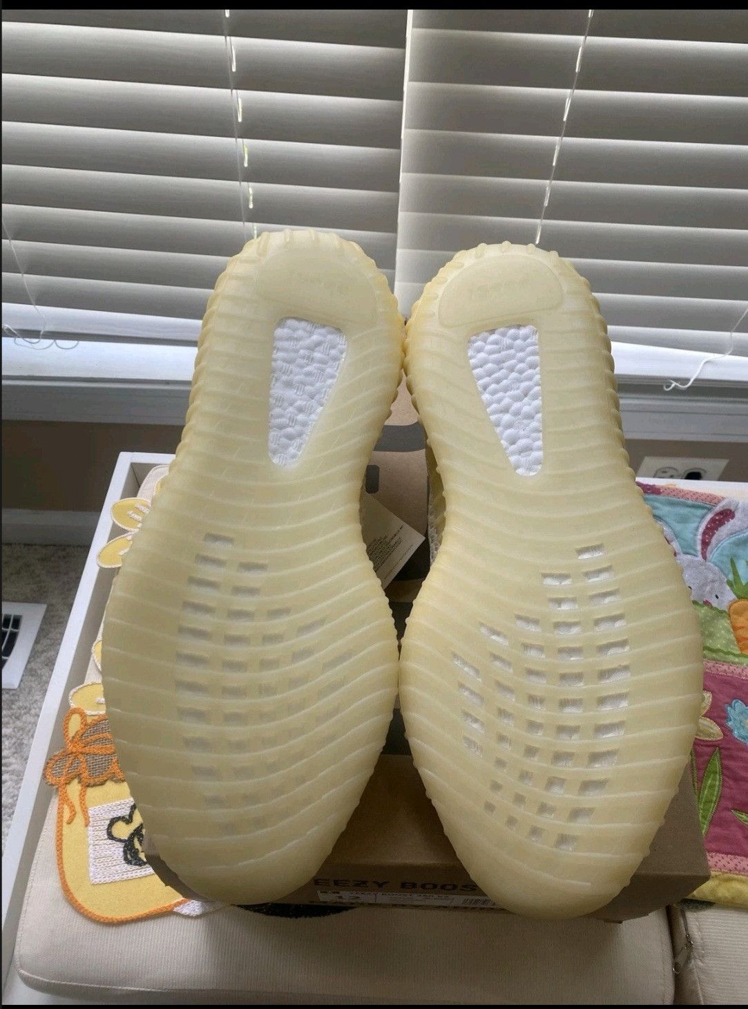 Adidas Adidas Yeezy Boost 350 V2 Natural Size 12 Men Brand New DS Size US 12 / EU 45 - 5 Thumbnail