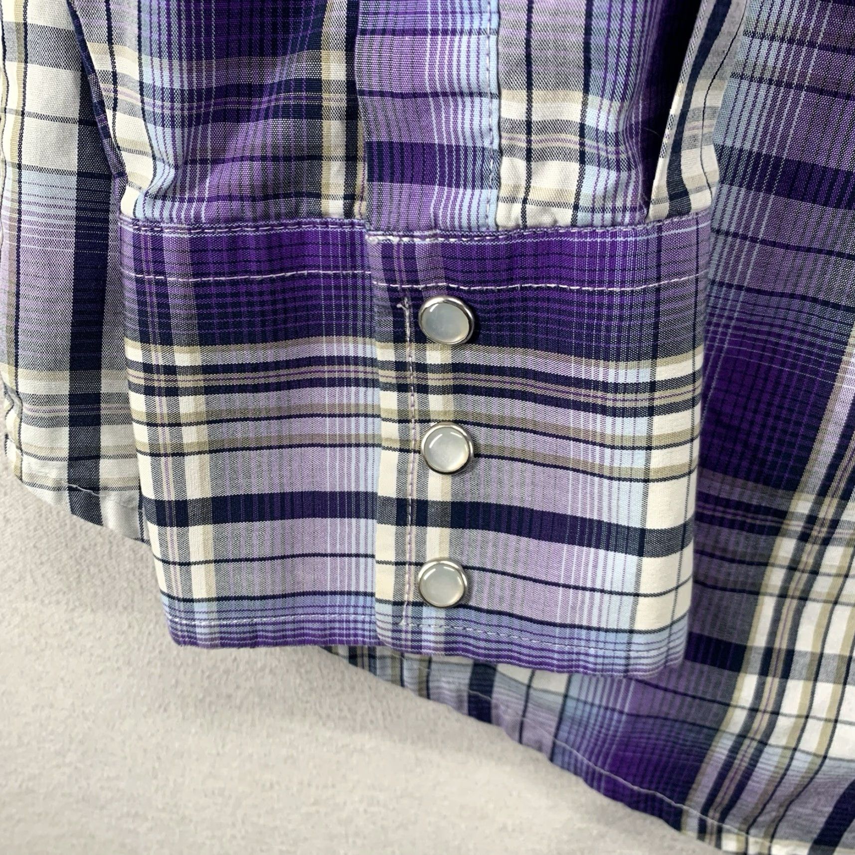 Wrangler VINTAGE Wrangler Western Pearl Snap Shirt Mens XL Plaid Long Sleeve Purple White Cowboy Retro 90s Size US XL / EU 56 / 4 - 7 Thumbnail