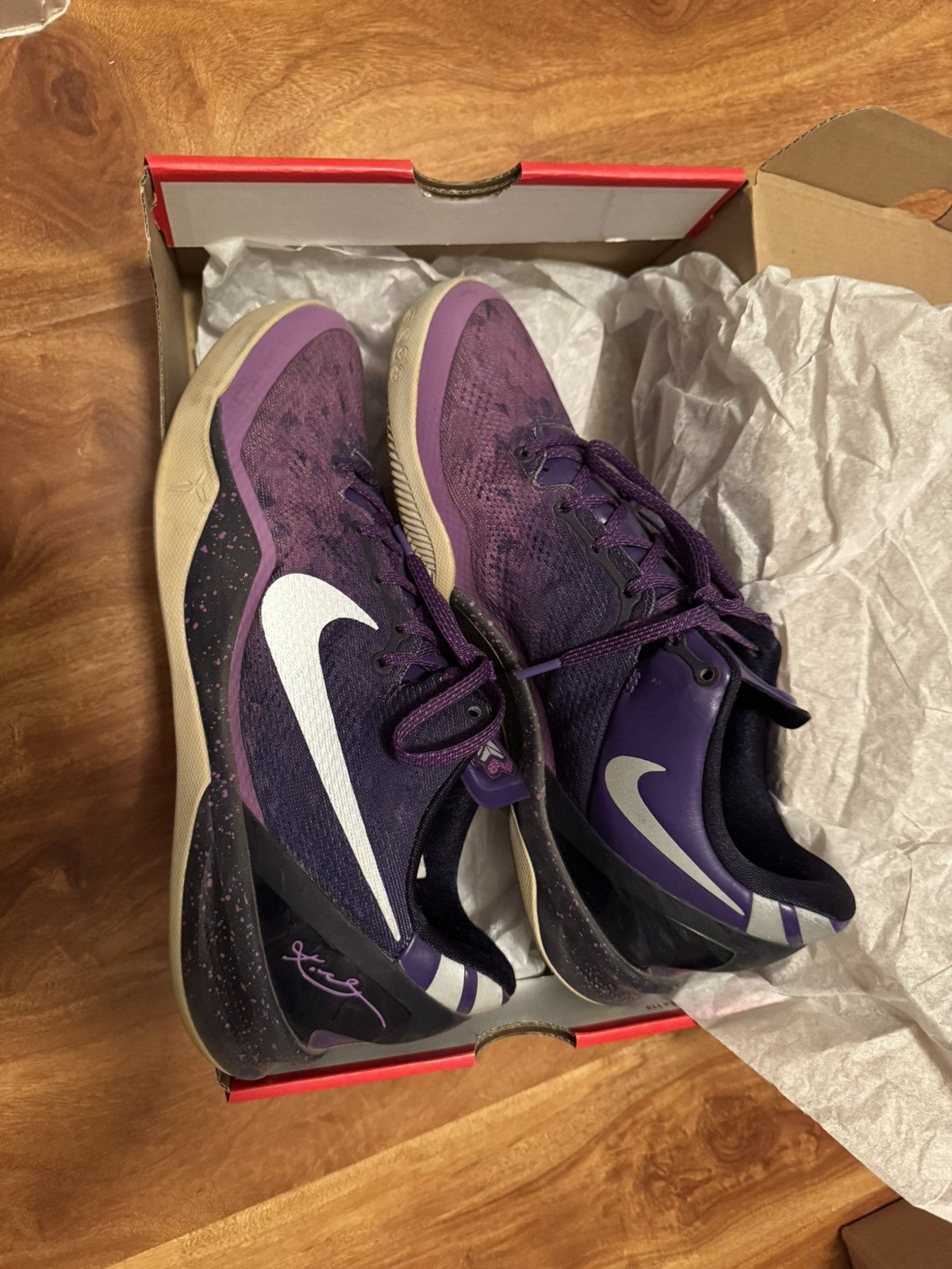 Nike Kobe 8 Court Purple Size US 11.5 / EU 44-45 - 6 Thumbnail