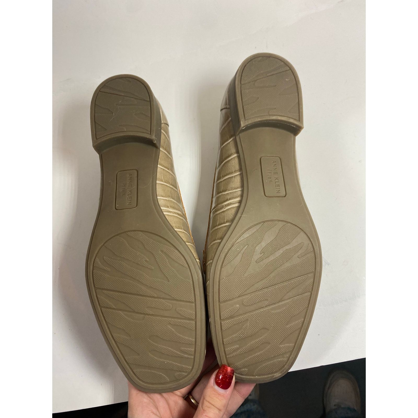 Anne Klein Anne Klein Brand Akvalya Taupe Chain Loafers size 9.5 Size US 9.5 / IT 39.5 - 3 Thumbnail