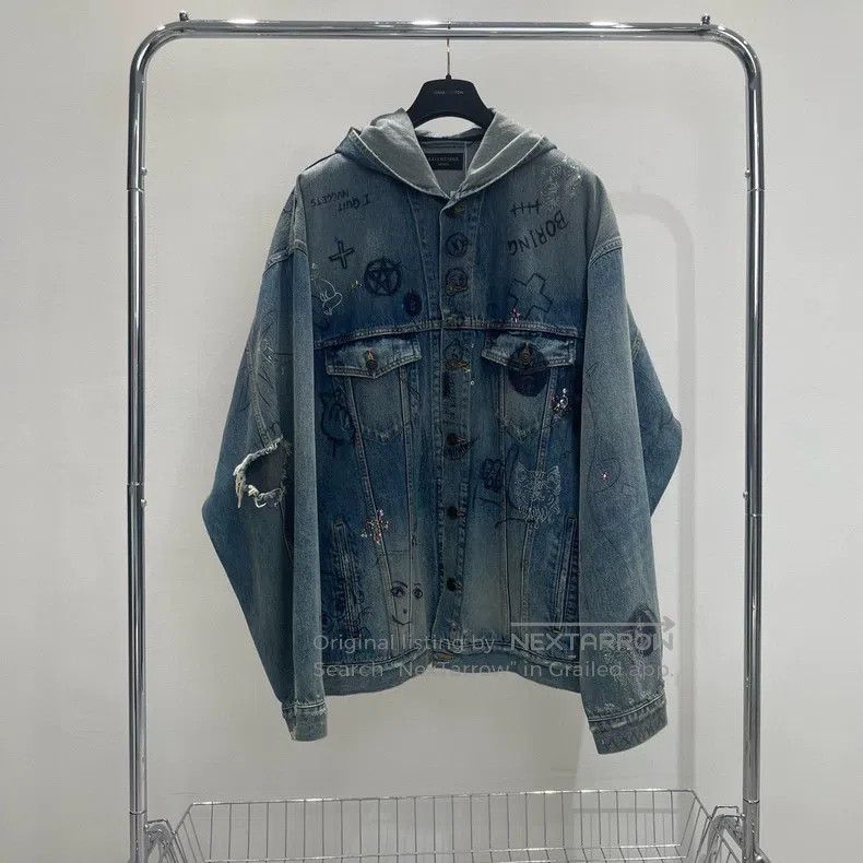 Balenciaga Balenciaga Crystal Studs Hand Embroidered Denim Jacket Hoo Size US L / EU 52-54 / 3 - 1 Thumbnail