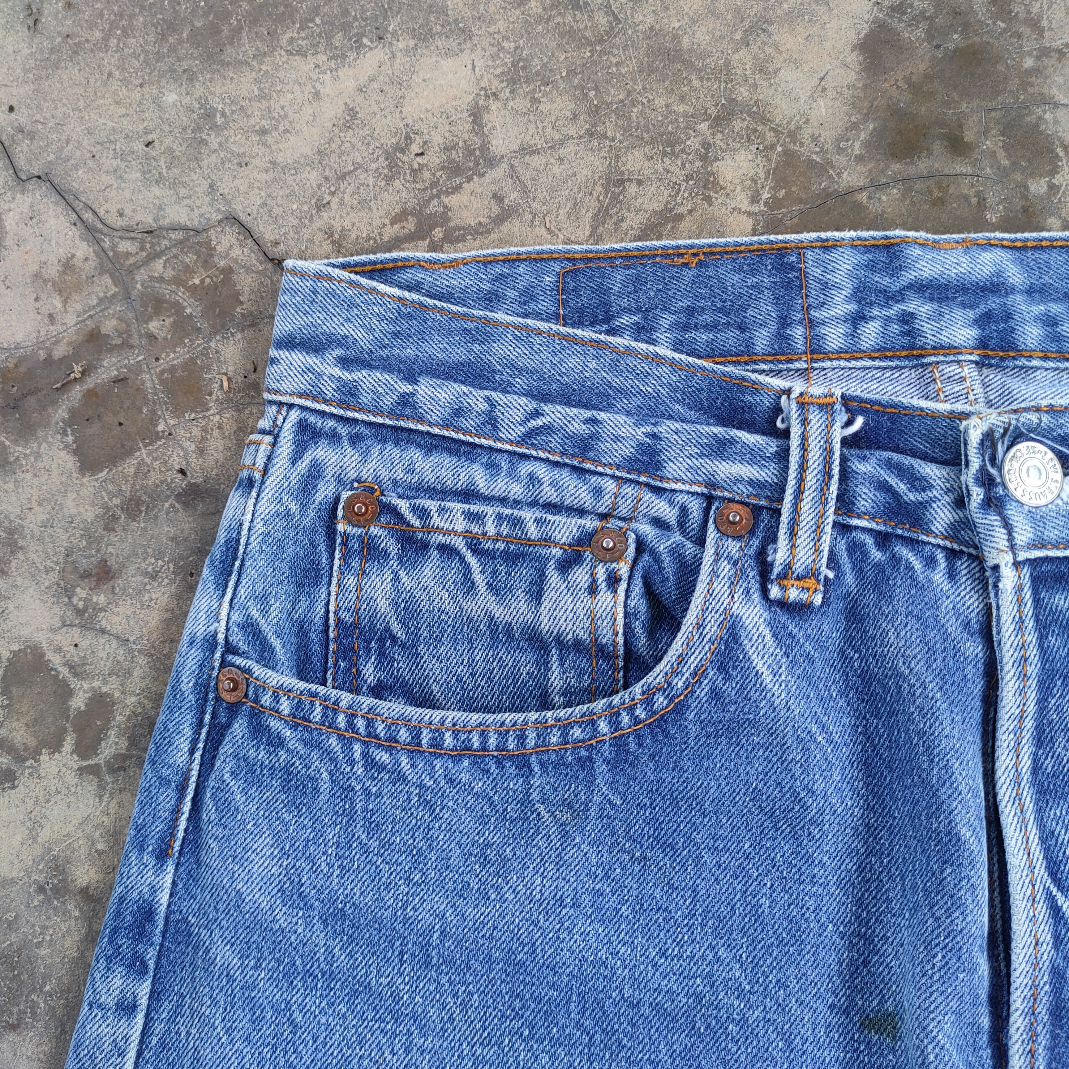 Levi's Vintage Clothing W30 VINTAGE LEVI'S 501 00' DISTRESSED JEANS DENIM PANTS Size US 30 / EU 46 - 7 Thumbnail