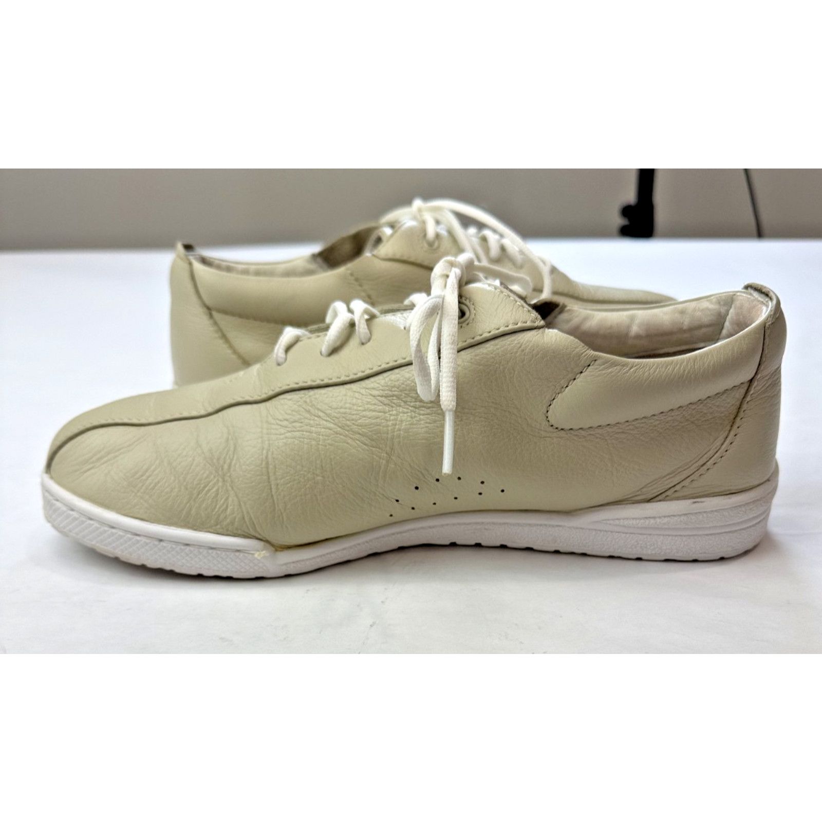 Other Propet Firefly Walking Sneakers Leather Beige Women 9 W3606 Size US 9 / IT 39 - 3 Thumbnail