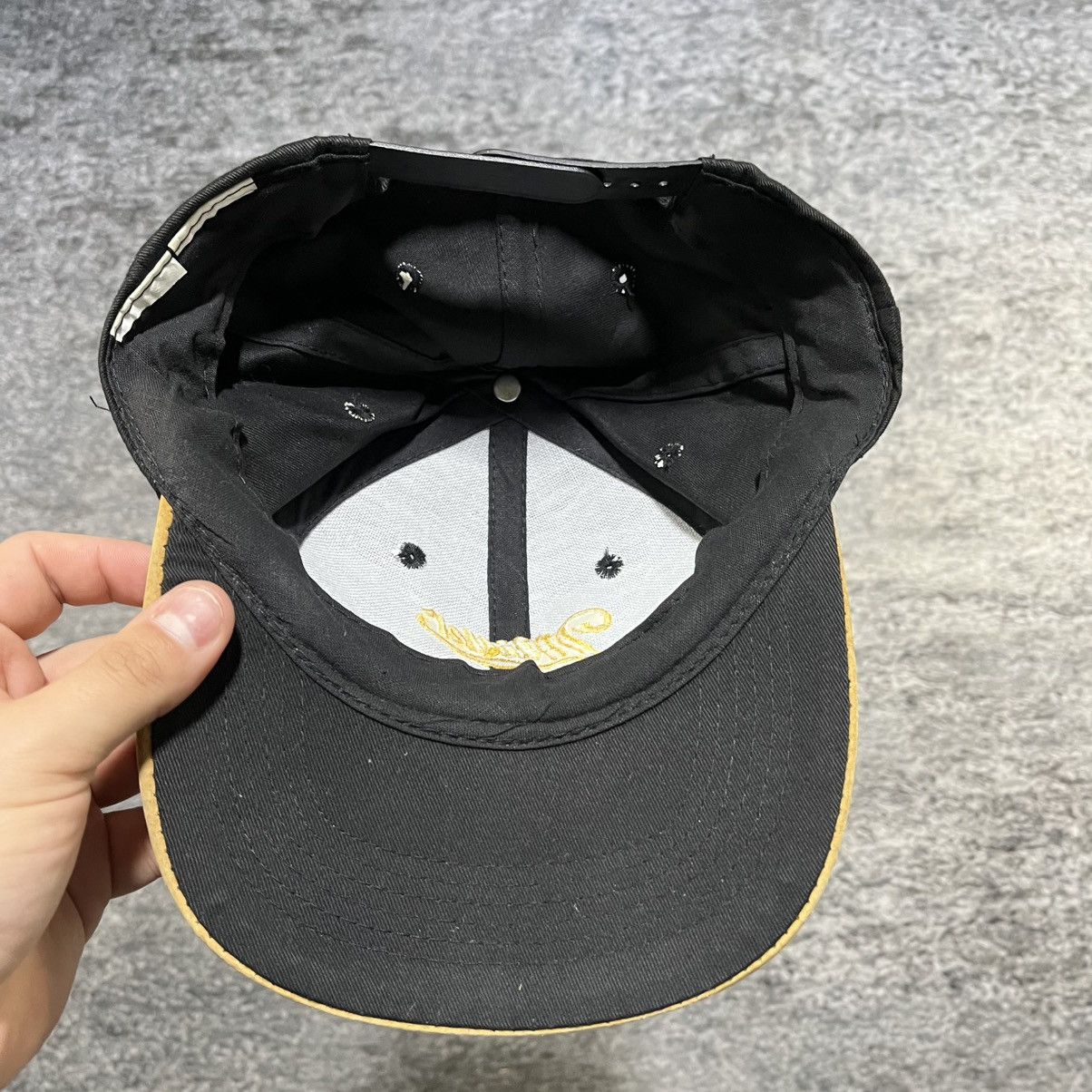 Vintage VINTAGE 90s MILLER GENUINE DRAFT BEER SNAPBACK HAT Size ONE SIZE - 4 Thumbnail