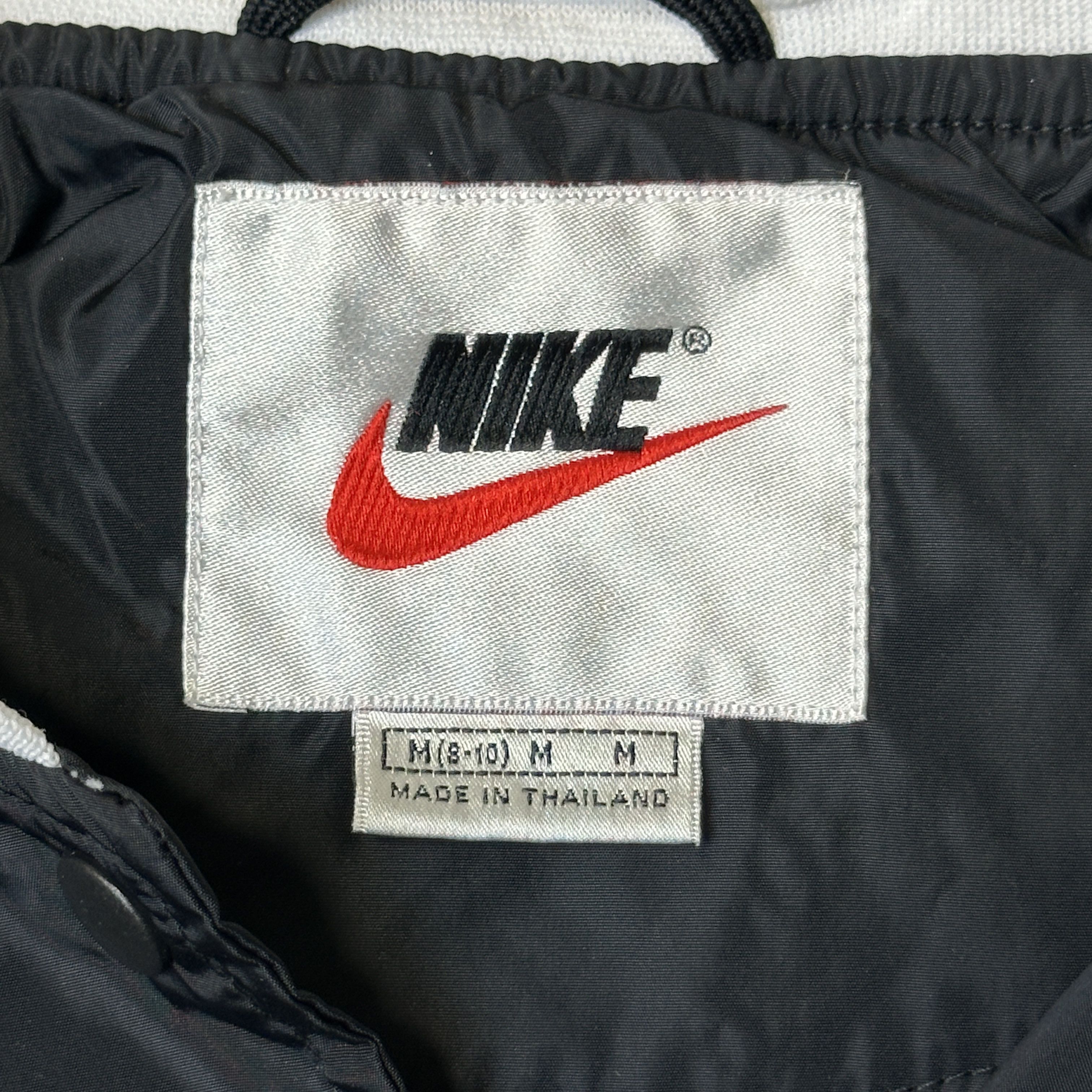Nike Vintage Nike Black Snap Button Varsity Jacket Size Medium Size US M / EU 48-50 / 2 - 3 Thumbnail