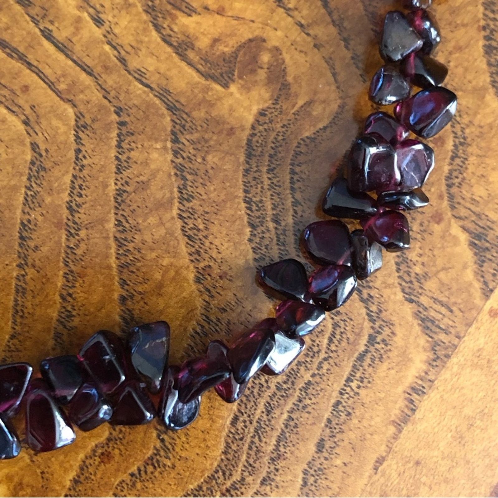 Vintage Vintage genuine almandine garnet barrel clasp necklace Size ONE SIZE - 9 Thumbnail