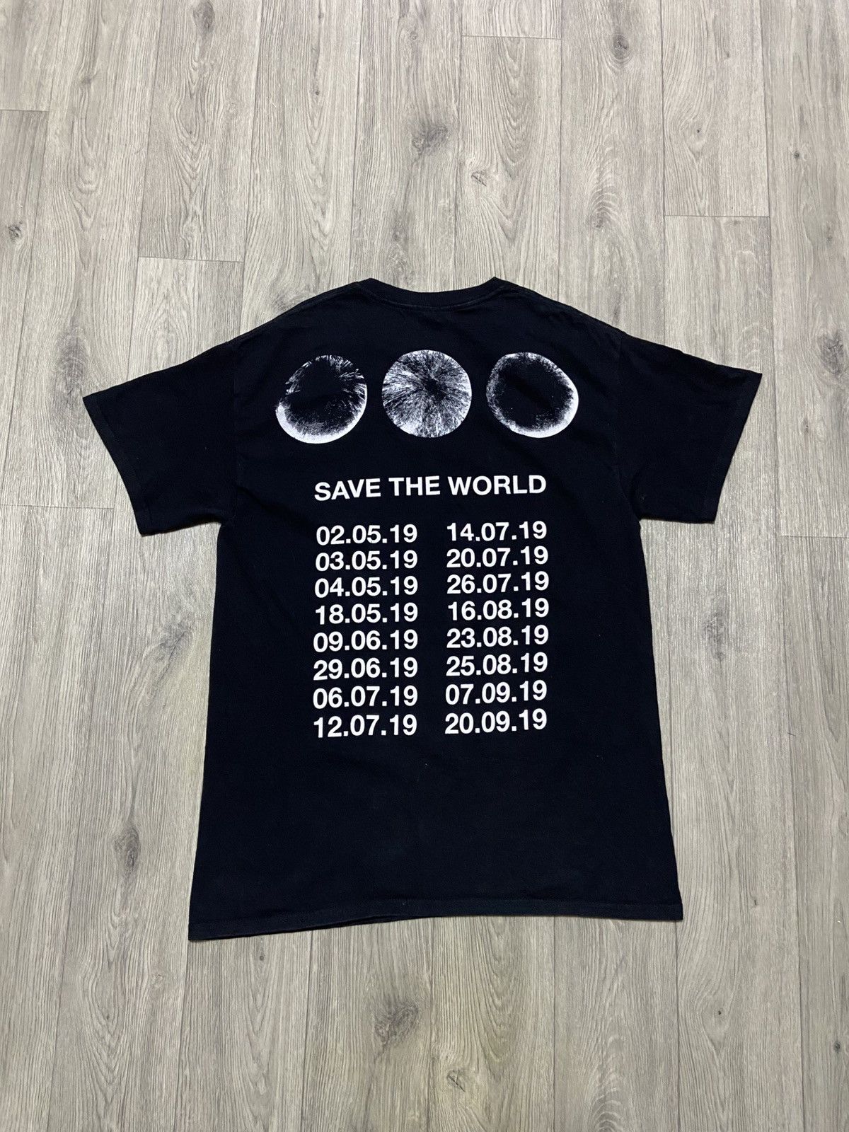Band Tees Swedish House Mafia Save The World tour t shirt Size US S / EU 44-46 / 1 - 1 Thumbnail