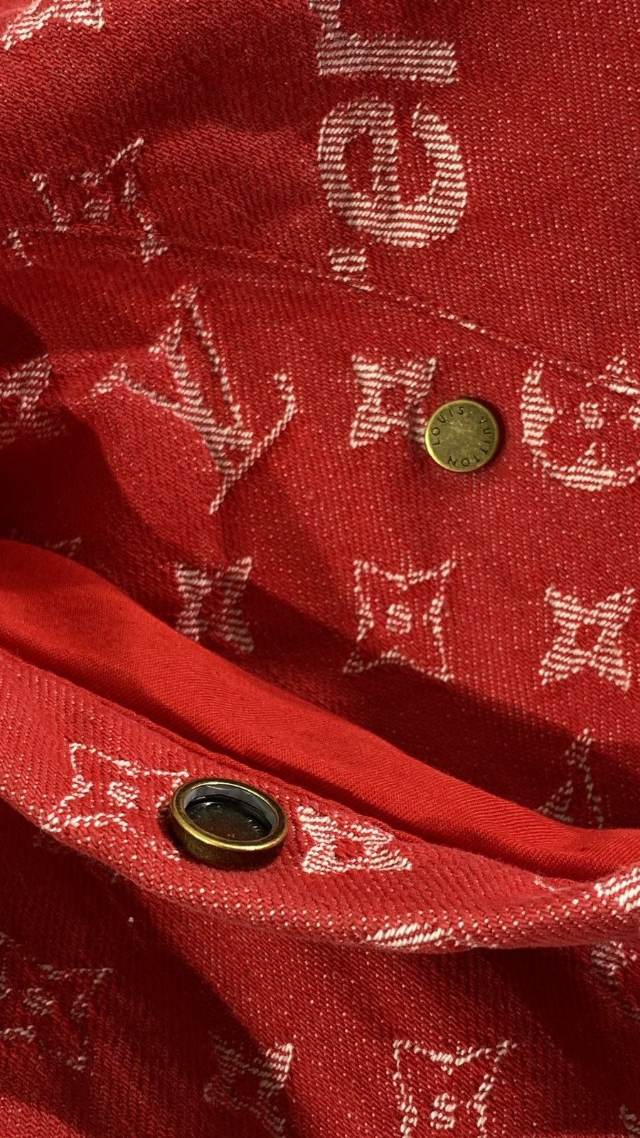 Louis Vuitton × Supreme Louis Vuitton X SUPREME 1 OF 1 Unreleased Sample Red Parka Size US M / EU 48-50 / 2 - 19 Thumbnail