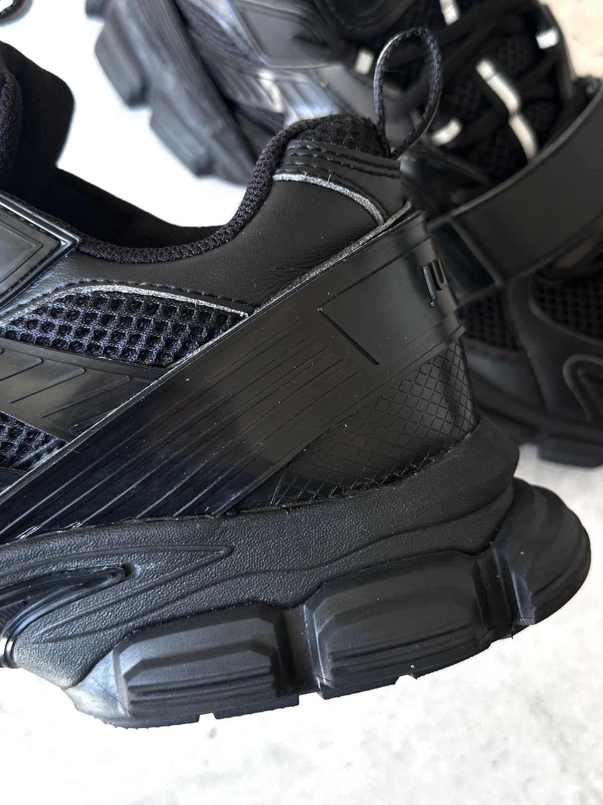 Juun.J SS20 VELCRO STRAP TECHNICAL RUNNERS Size US 9 / EU 42 - 23 Thumbnail