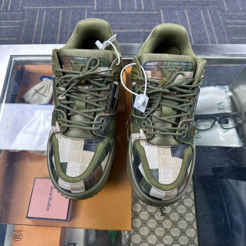 Louis Vuitton Louis Vuitton Trainer Maxi Leather Sneakers -2508 Size US 9 / EU 42 - 2 Thumbnail