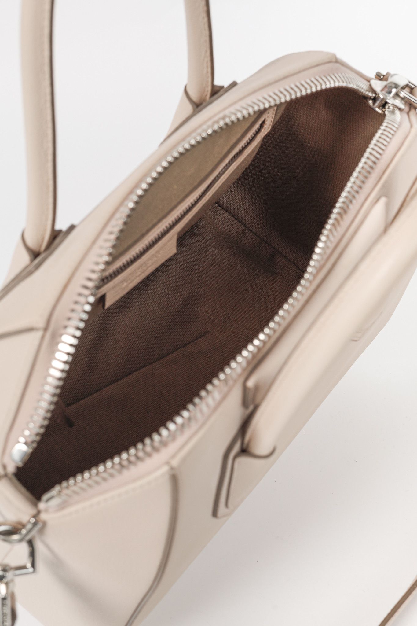 Givenchy Givenchy Antigona Small Nude Pink Goat Leather Tote Bag Size ONE SIZE - 11 Thumbnail