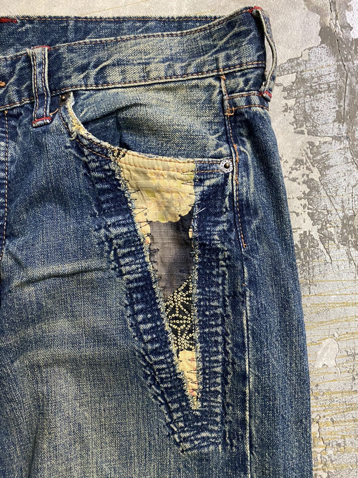 Takeo Kikuchi 1990s Japan Motive patch distressed light denim Size US 32 / EU 48 - 6 Thumbnail
