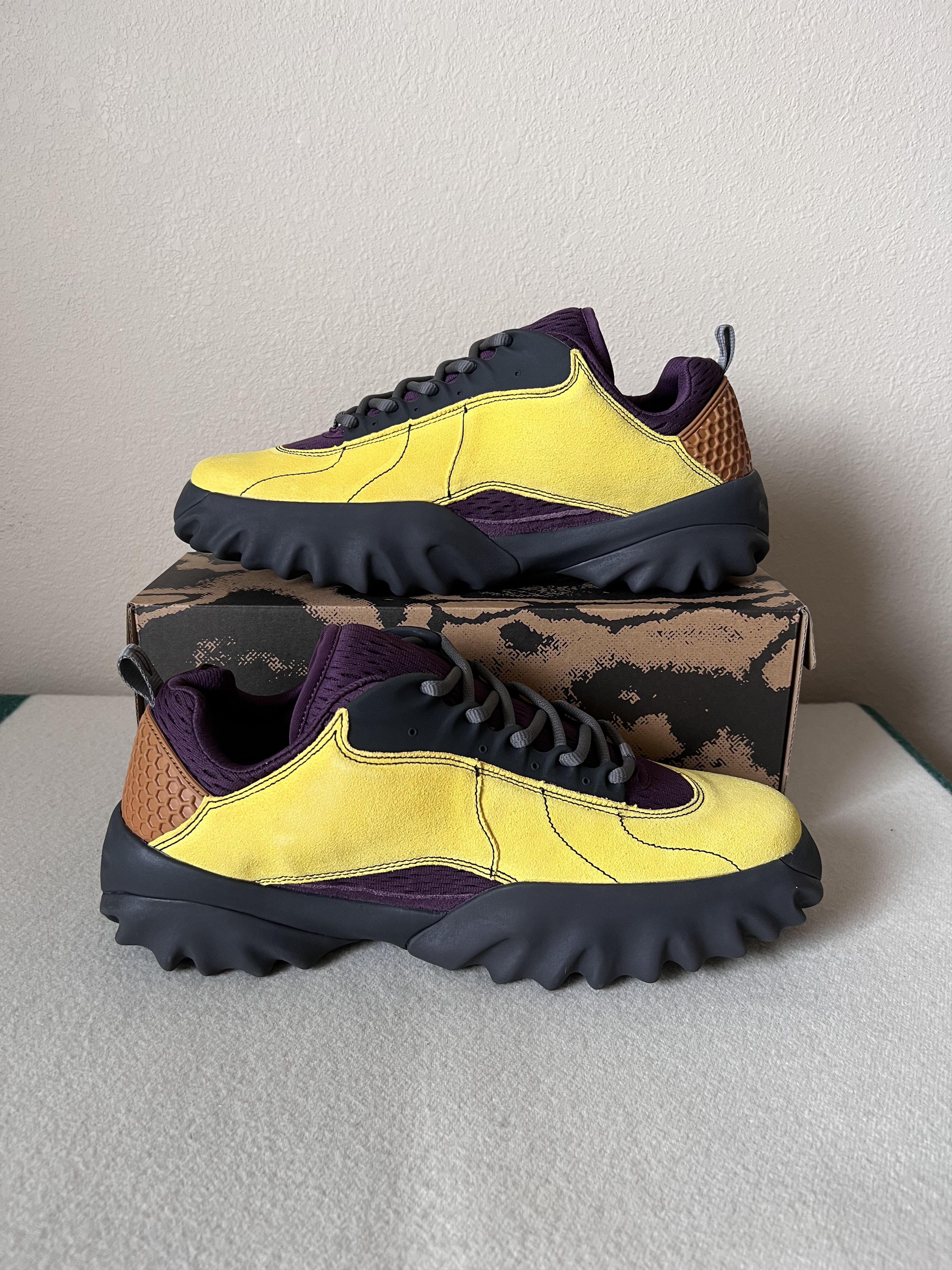 Brain Dead × Oakley Brain Dead Oakley Chop Saw in Lemon Plum Size US 13 / EU 46 - 3 Thumbnail