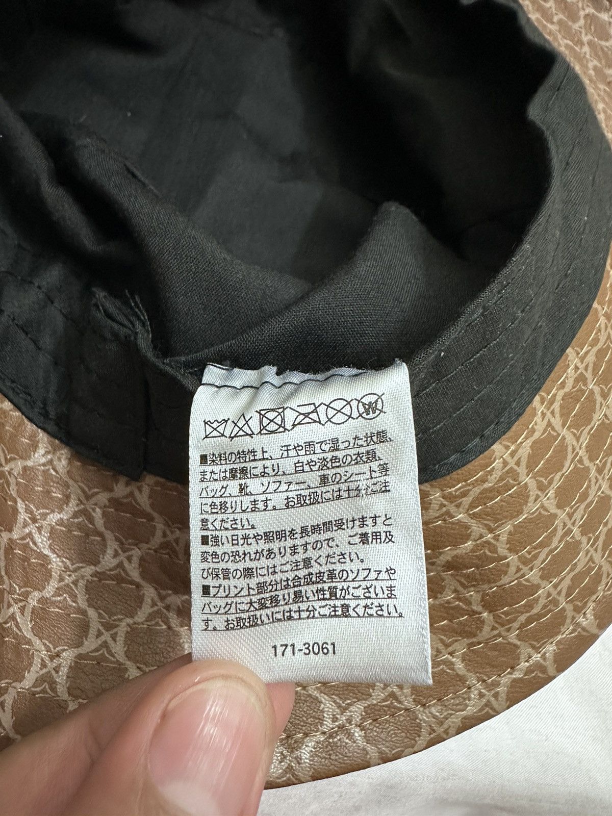 Disney × Japanese Brand Snoopy Peanuts Leather Bucket Hat Size ONE SIZE - 6 Thumbnail