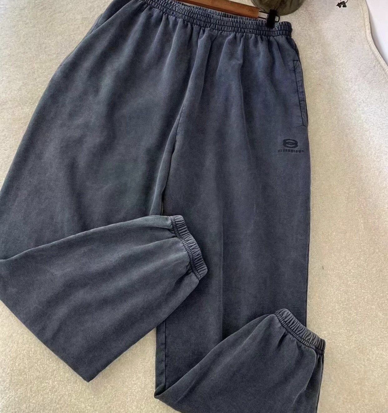 Balenciaga Balenciaga washed double B casual pants2412-Nextarrow Size US 32 / EU 48 - 4 Thumbnail