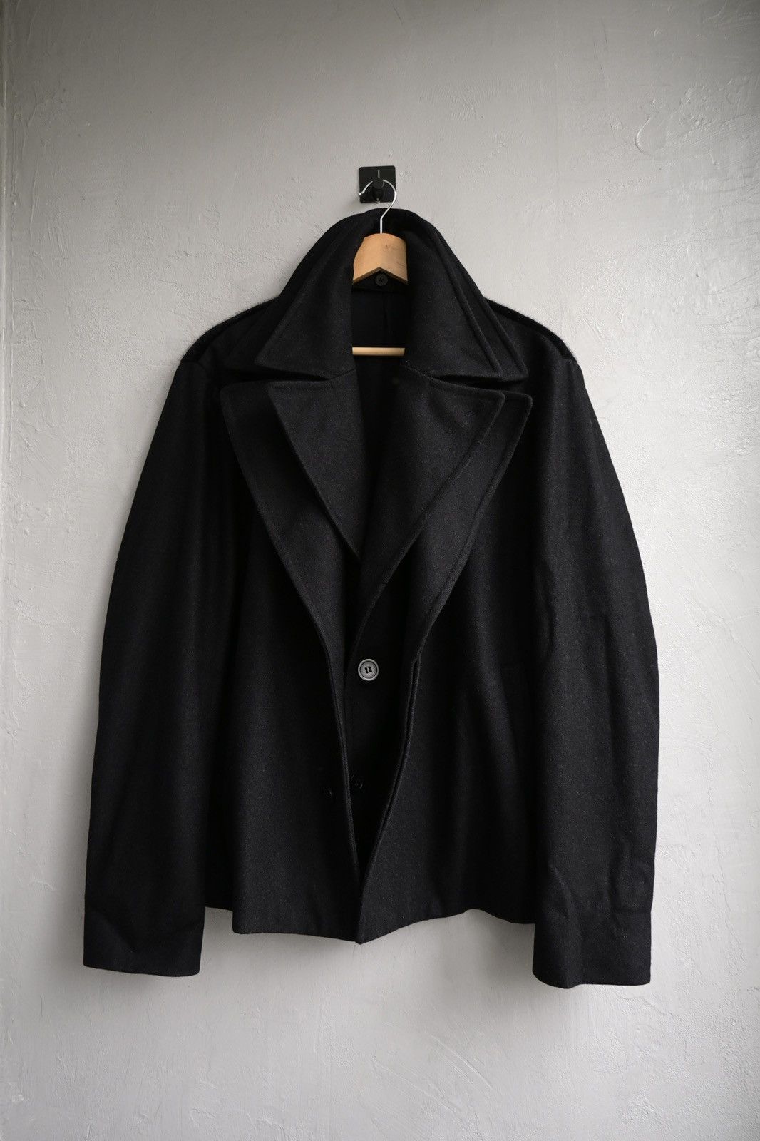 Emporio Armani Emporio Armani FW14 pony hair detachable collar crop jacket Size US L / EU 52-54 / 3 - 10 Thumbnail