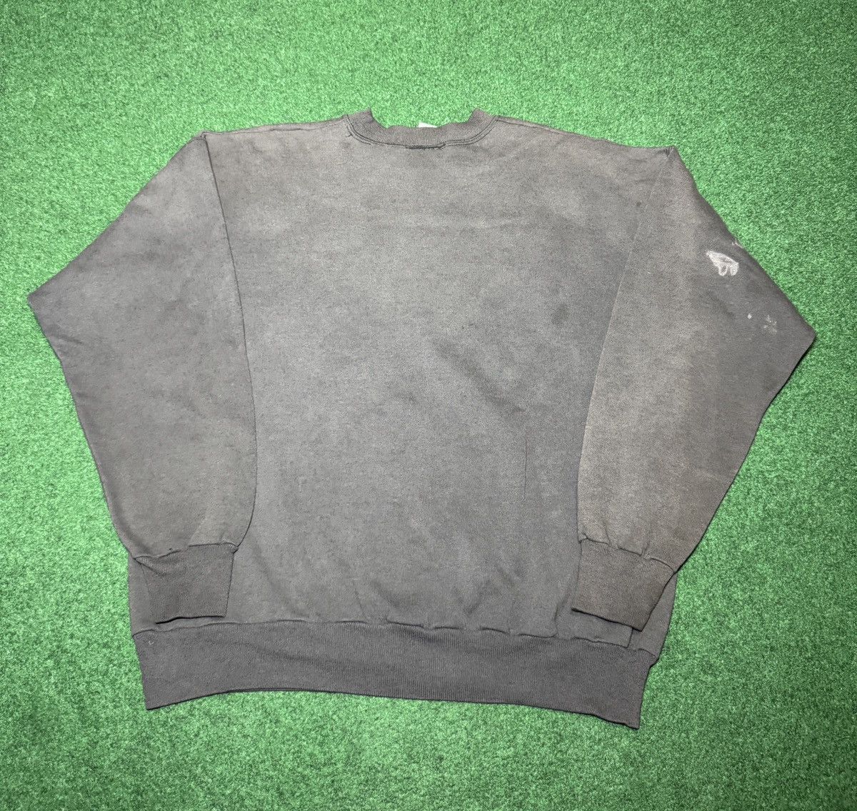 Vintage Vintage 90s Washinton Redskins FADED Lrg Football Sweatshirt Size US L / EU 52-54 / 3 - 4 Thumbnail