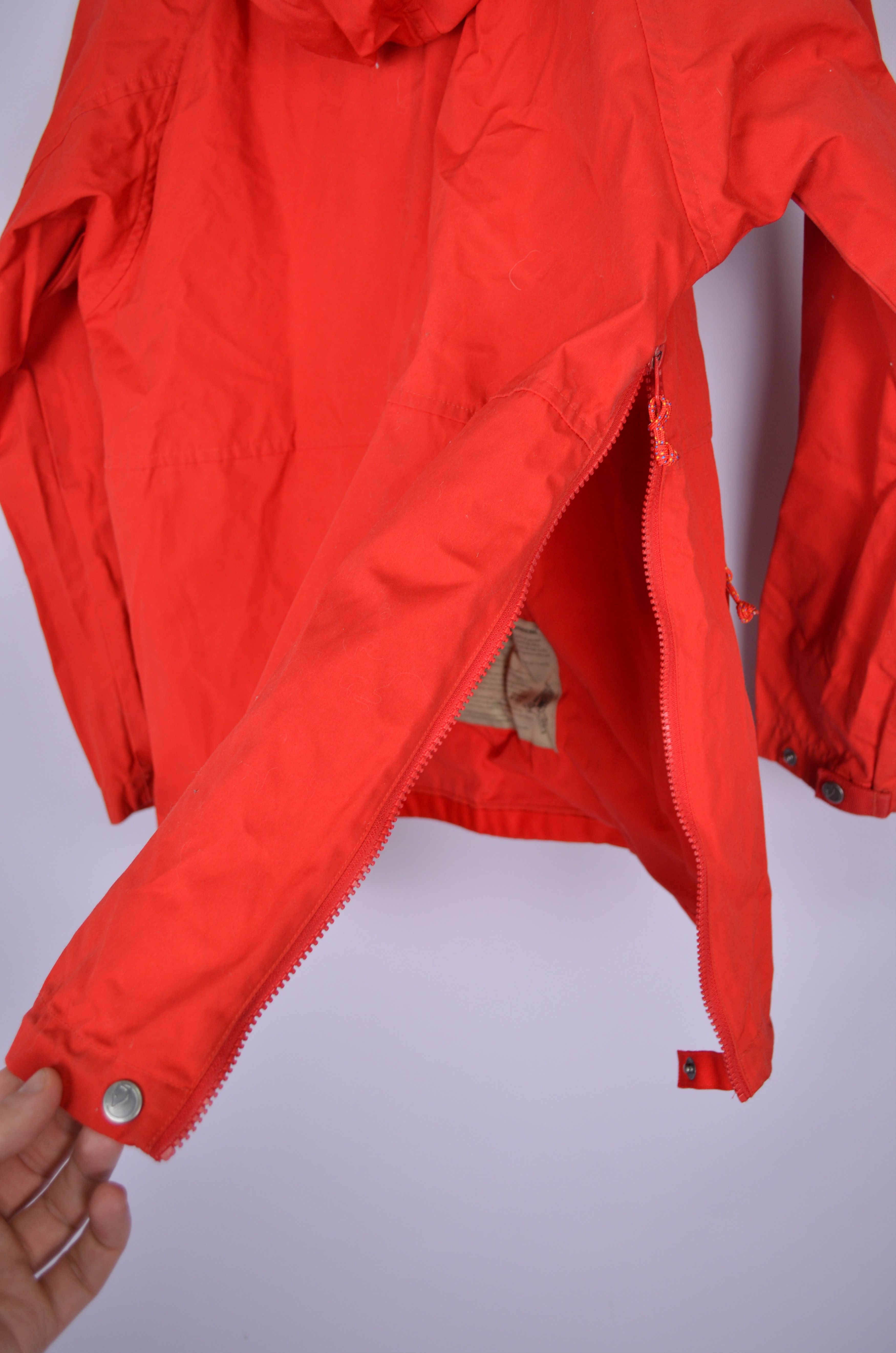 Fjallraven Fjallraven Vardag Anorak Jacket Red Size S Hooded G-1000 Size S / US 4 / IT 40 - 14 Thumbnail