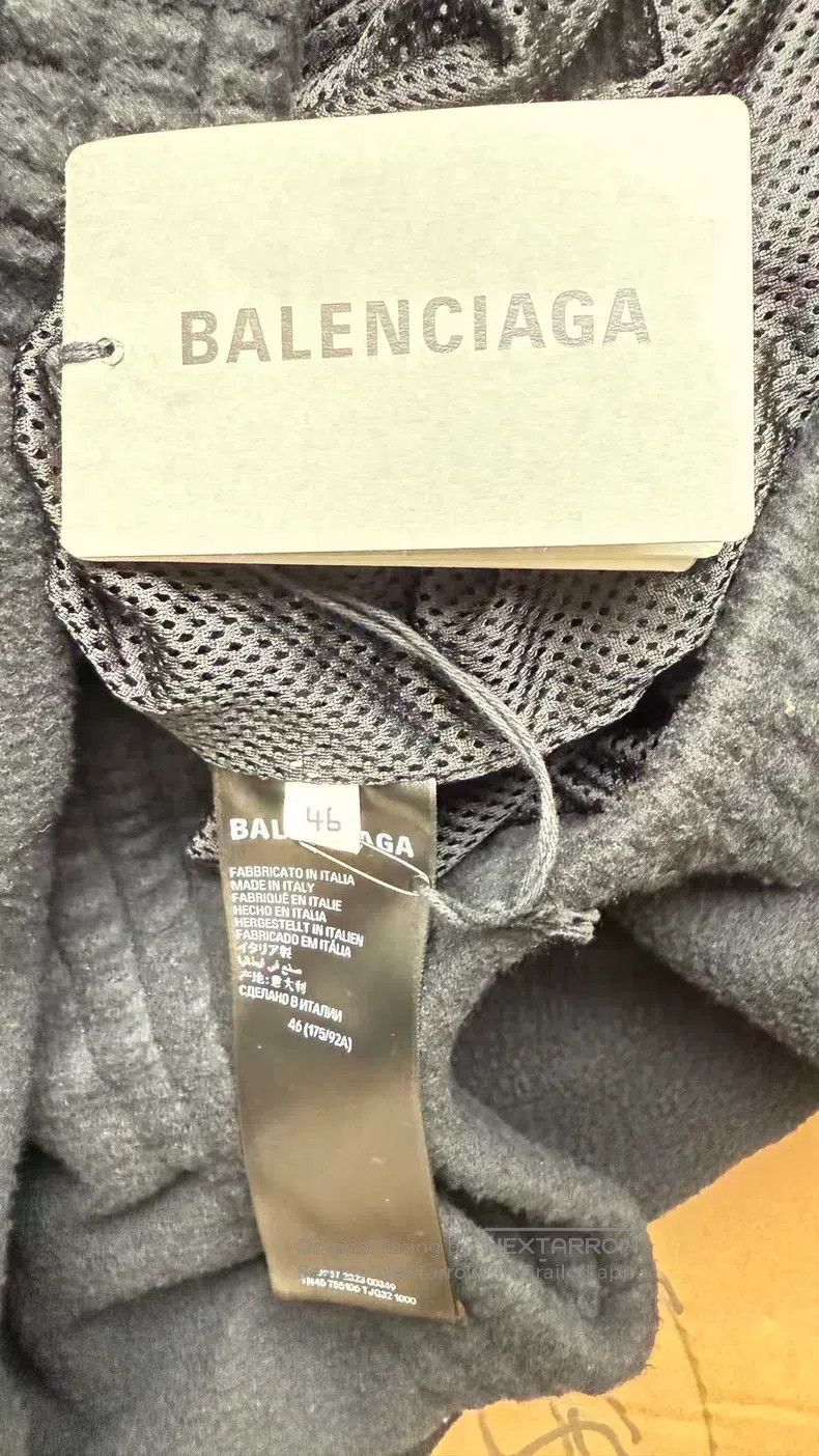 Balenciaga Balenciaga Logo print solid color stand collar long sleeve Size US S / EU 44-46 / 1 - 4 Thumbnail