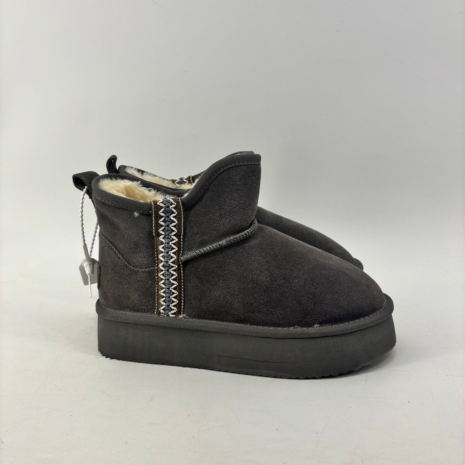 Other Women’s Suede Booties Size 7 Gray Genuine Leather Winter Size US 7 / IT 37 - 5 Thumbnail