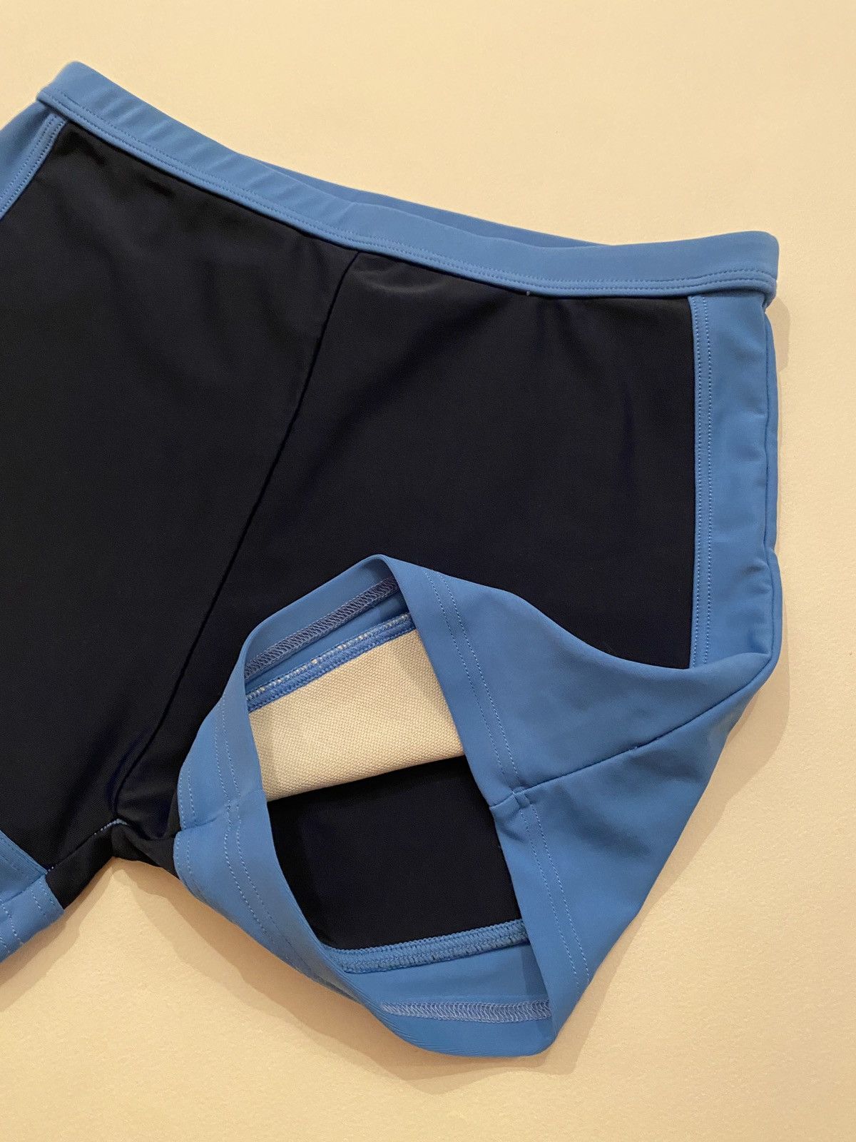 Adidas Vintage Adidas high-vaisted tight short Size 27" / US 4 / IT 40 - 3 Thumbnail