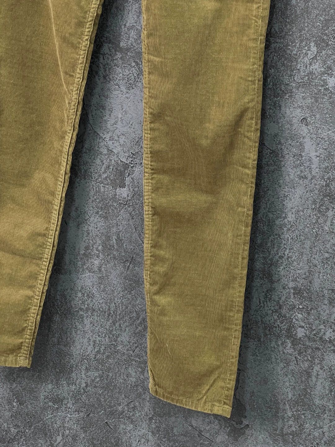 Acne Studios Acne Studios Olive Green Corduroy Jeans 30-34 Size 25" / US 0 / IT 36 - 4 Thumbnail