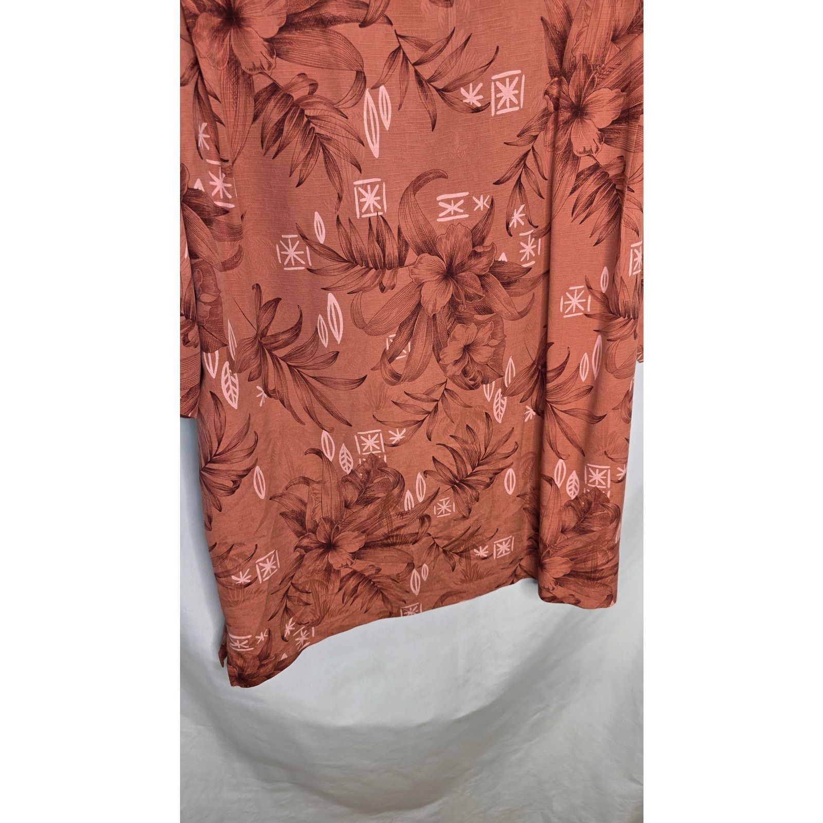 Tommy Bahama Tommy Bahama Men's Large Silk Tropical Button Up Shirt Size US L / EU 52-54 / 3 - 9 Thumbnail