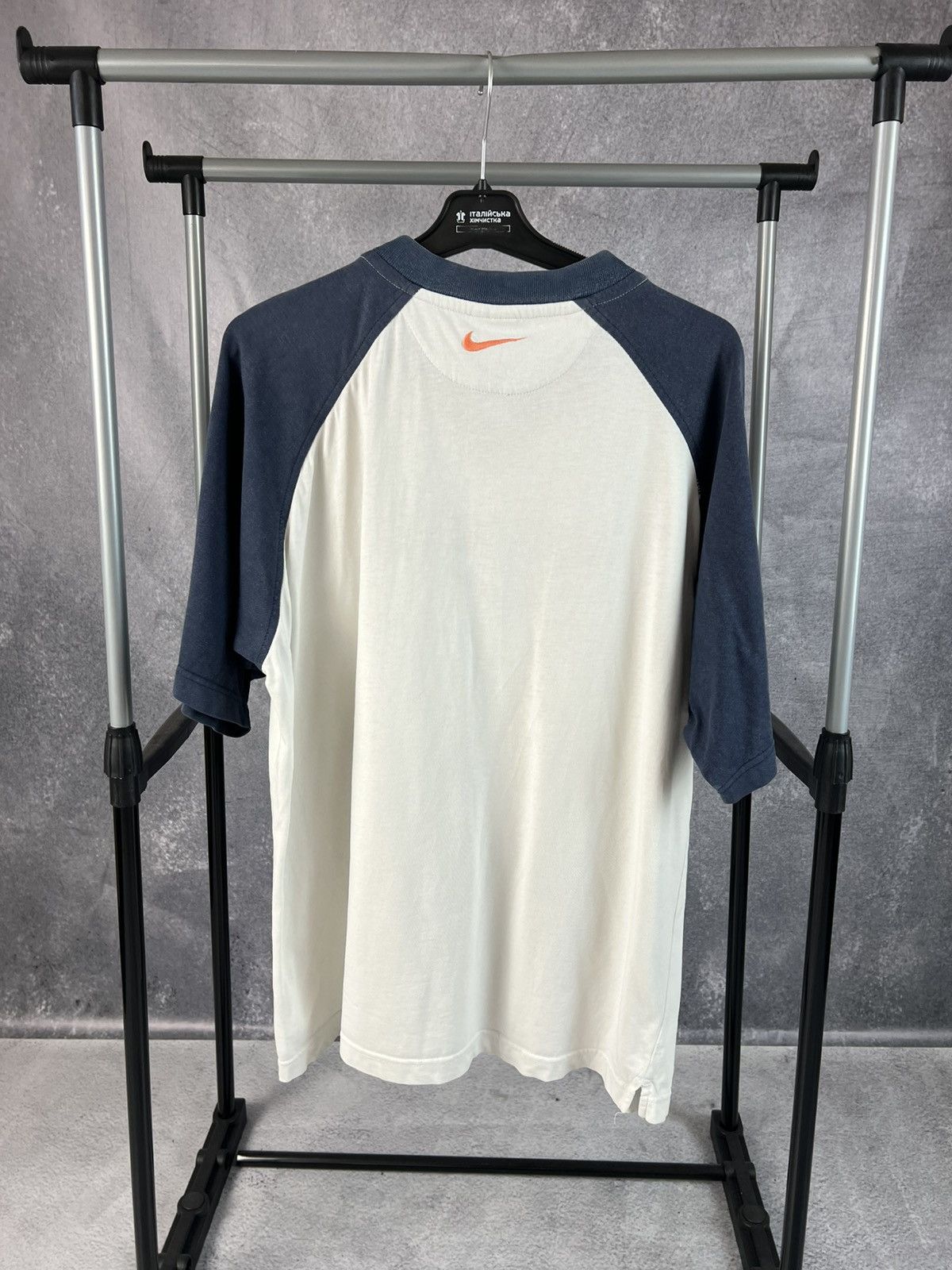 Nike × Vintage Vintage Nike embroidered logo T-shirt Size US L / EU 52-54 / 3 - 2 Thumbnail