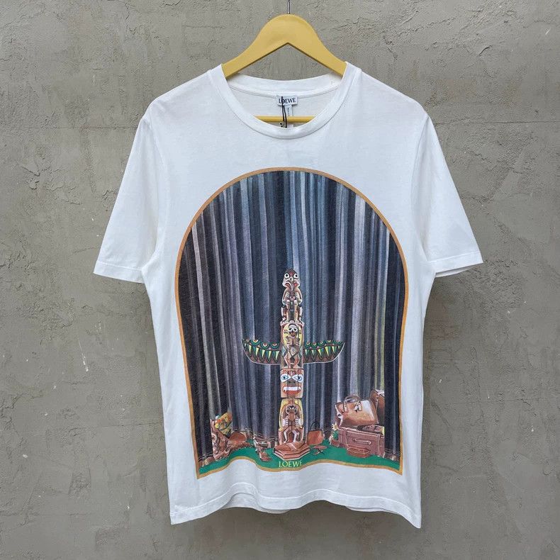 Loewe LOEWE White totem print behind the big Logo short sleeve T Size S / US 4 / IT 40 - 1 Thumbnail