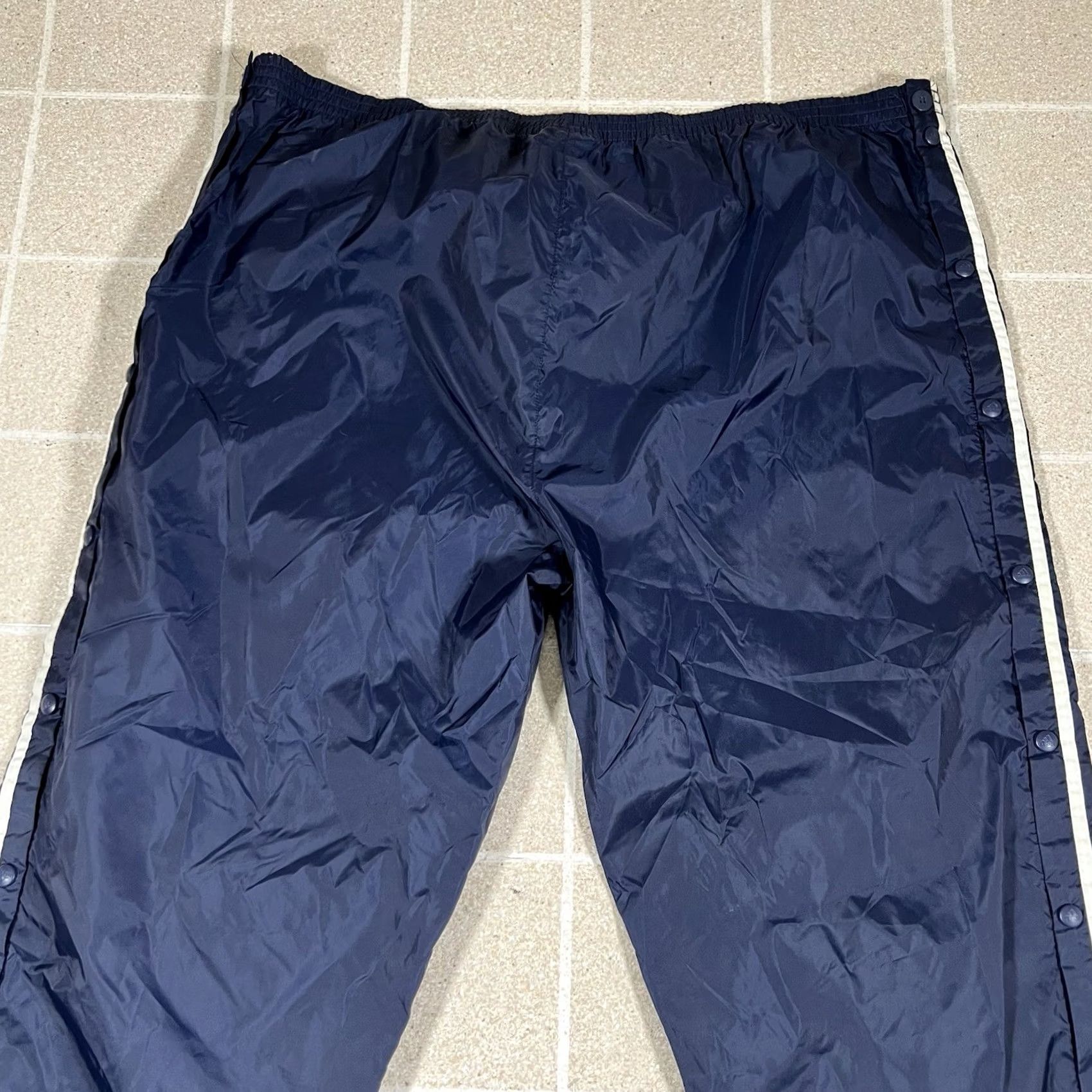 Adidas VINTAGE Adidas Windbreaker Track Pants Men's 2XL Warm-Up Blue Navy Lined Track Pants 2XL Mens Navy Blue Lined Wide Leg Snap Button 1990s 2000s Size US 39 - 6 Thumbnail