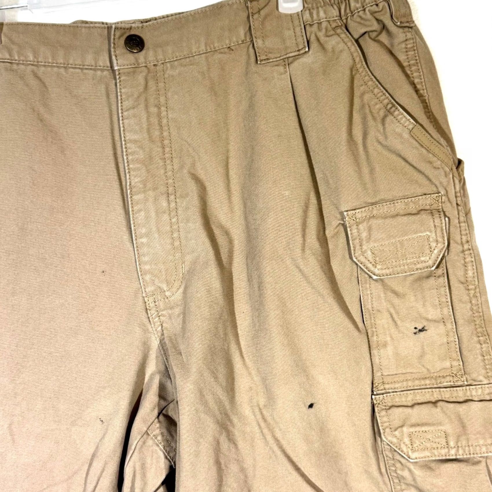 Vintage VINTAGE: No (omit) 5.11 Tactical Cargo Pants Men 40x30 Beige Cotton Workwear Utility Pants Cargo Pocket Baggy? Size US 40 / EU 56 - 5 Thumbnail