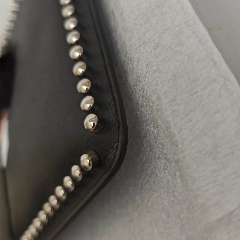 Fendi Fendi studded leather zipper clutch bag Size ONE SIZE - 4 Thumbnail